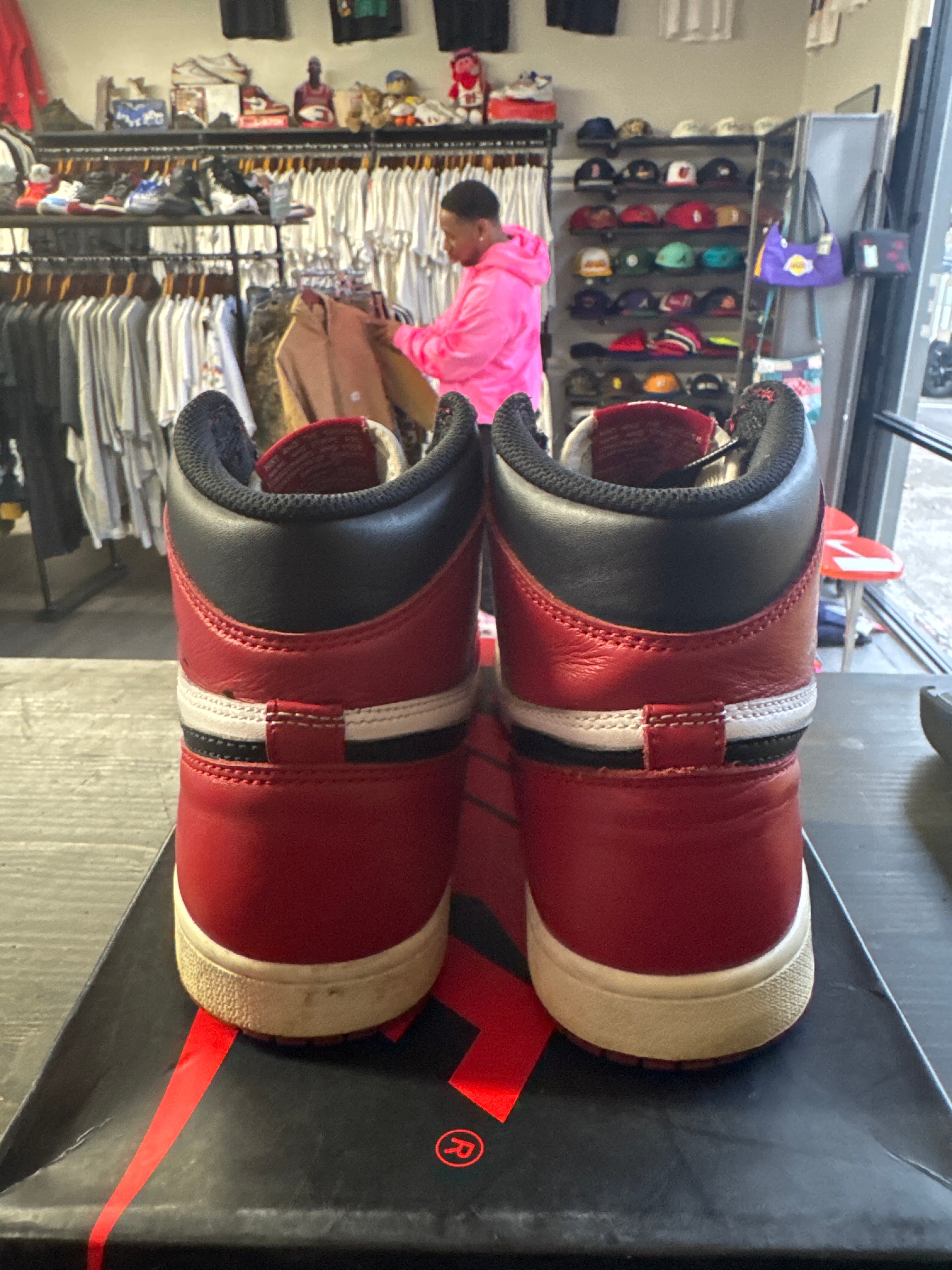 Pre-owned Jordan Retro 1 Chicago 2015