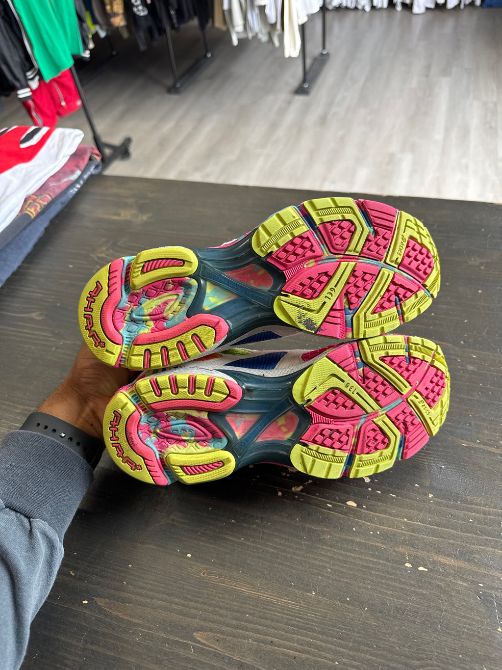 Pre-owned Asics Women’s Gel Noosa Tri 7 Neon Pink