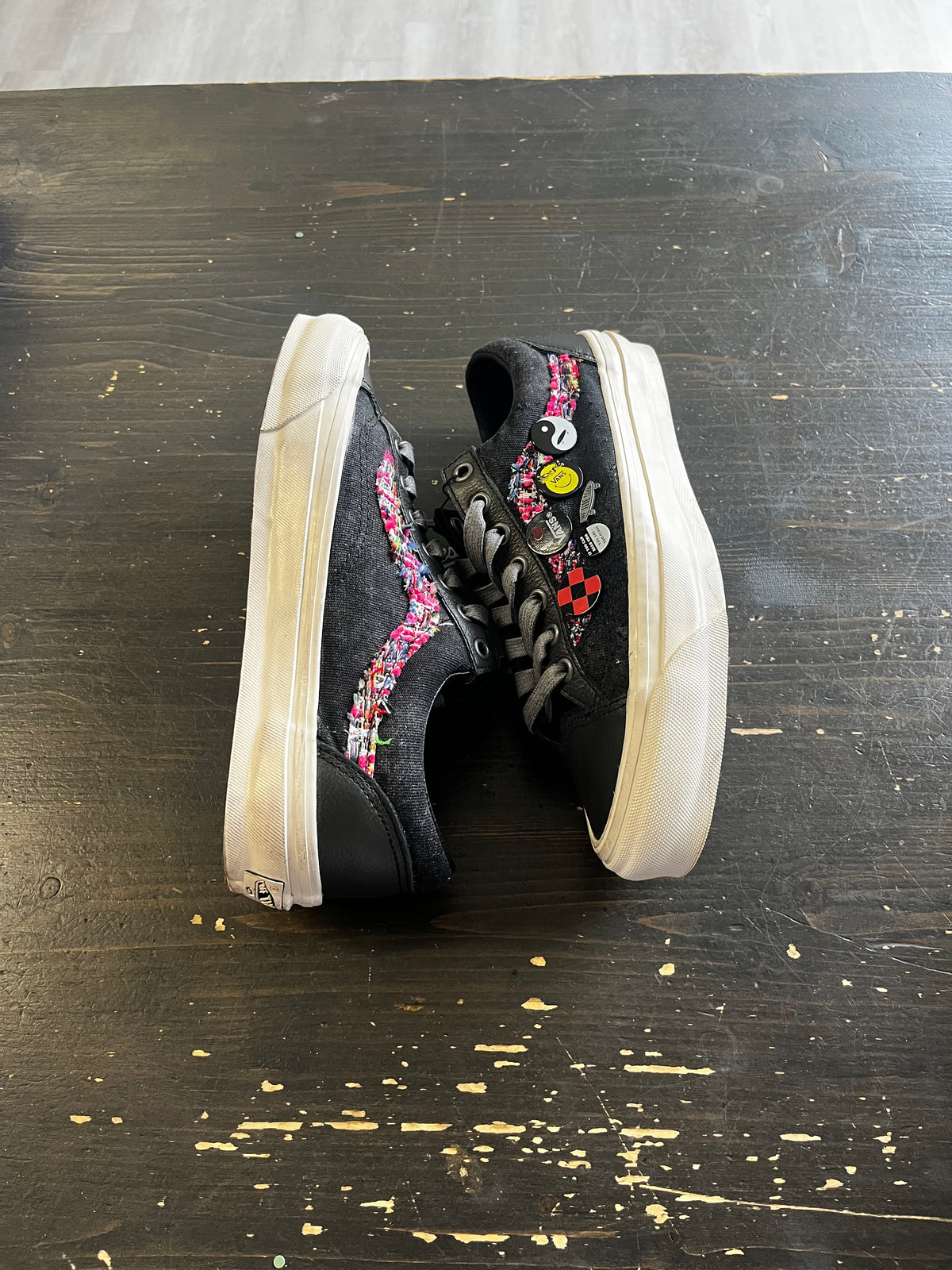 Pre-Owned Vans Old Skool 36 LX Souvenir Black