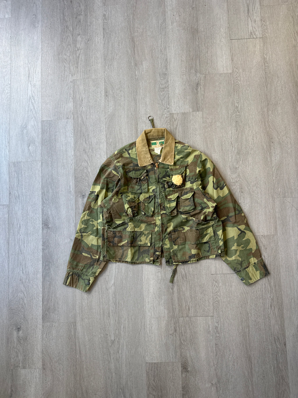 Vintage Game Winner Military Camo Cropped Multi Pocket Hunting Jacket