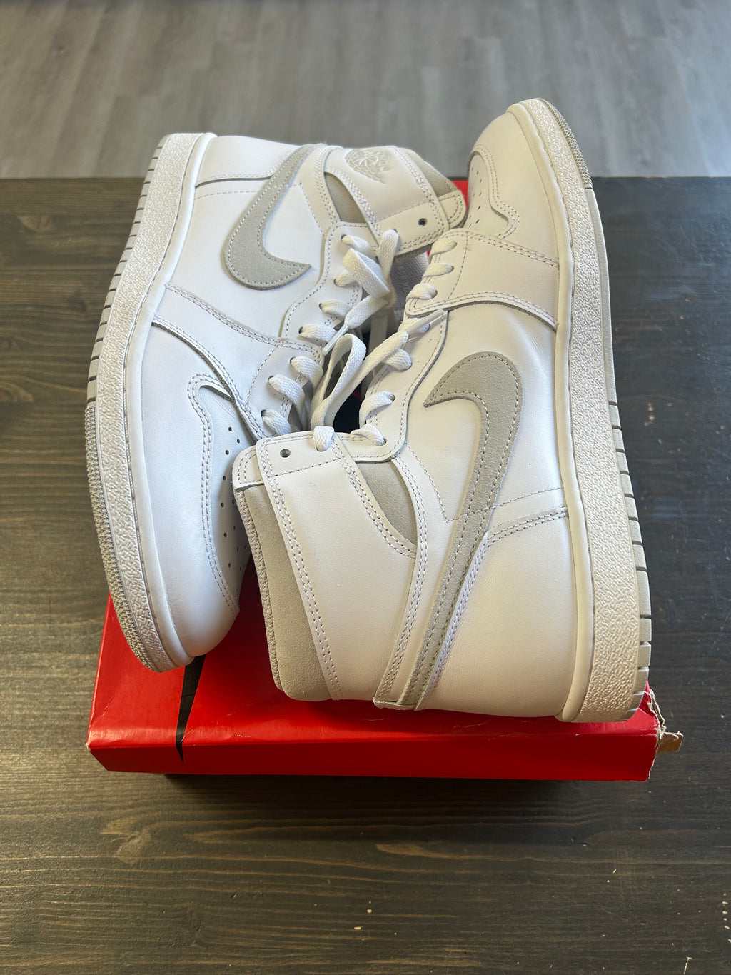 Pre-owned Air Jordan 1 Hi 85 Neutral Grey