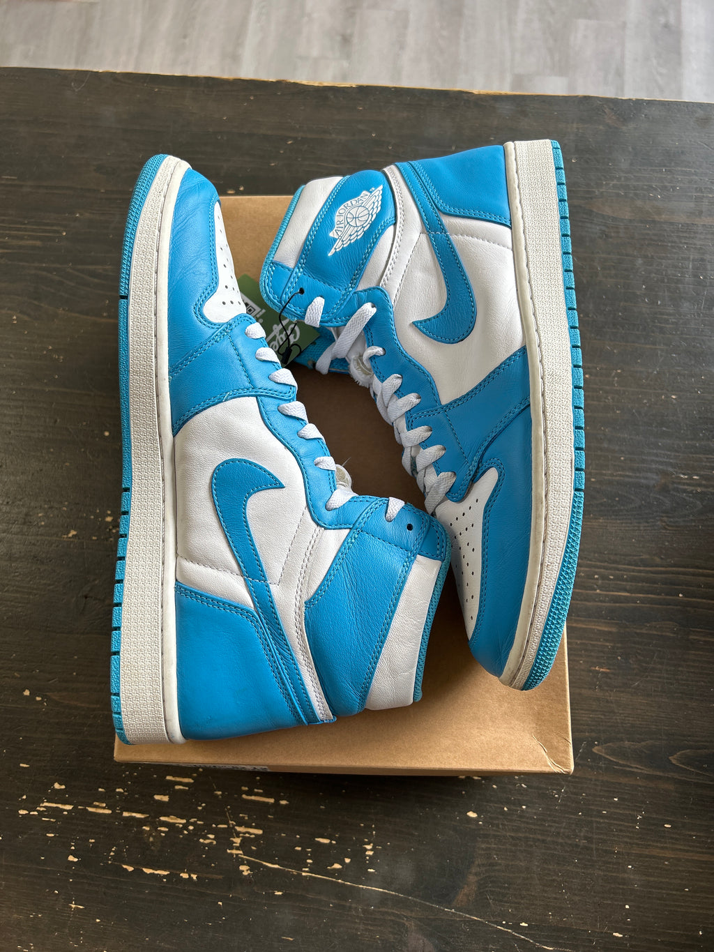 Pre-owned Jordan Retro 1 UNC 2015
