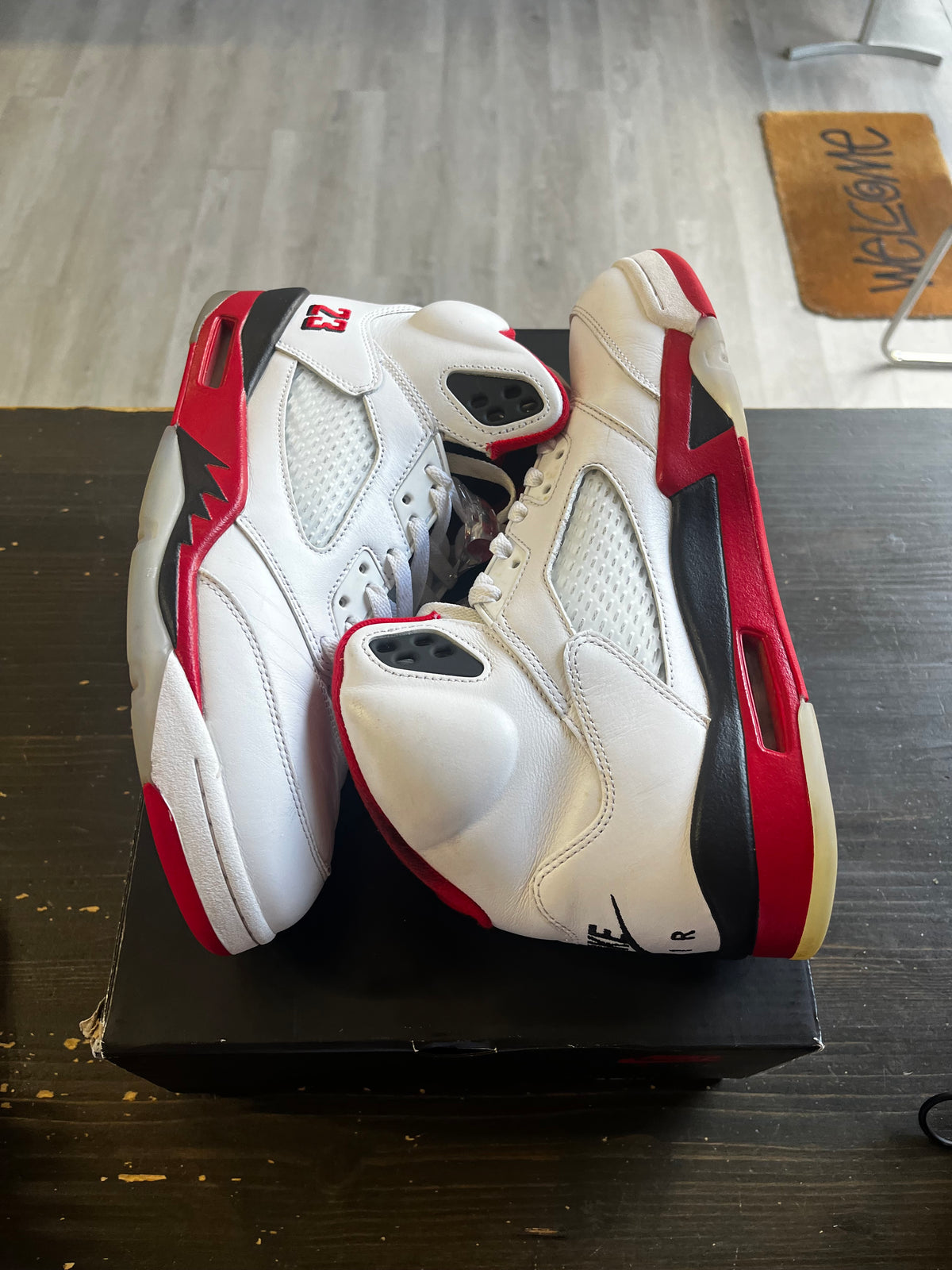 Pre-Owned Jordan 5 Retro Fire Red Black Tongue (2025)