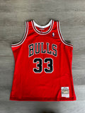 Mitchell & Ness Chicago Bulls Scottie Pippen Swingman Jersey