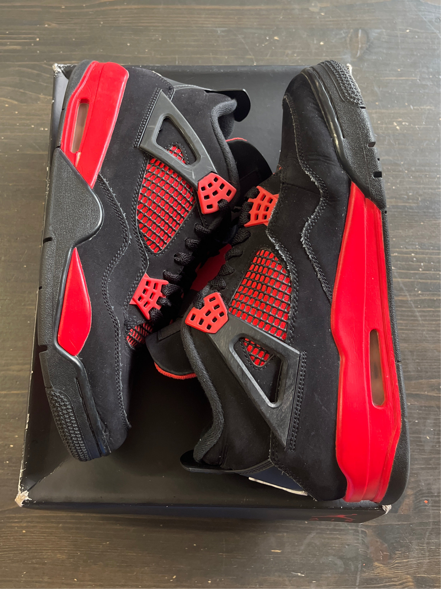 Pre-Owned Jordan 4 Retro Red Thunder