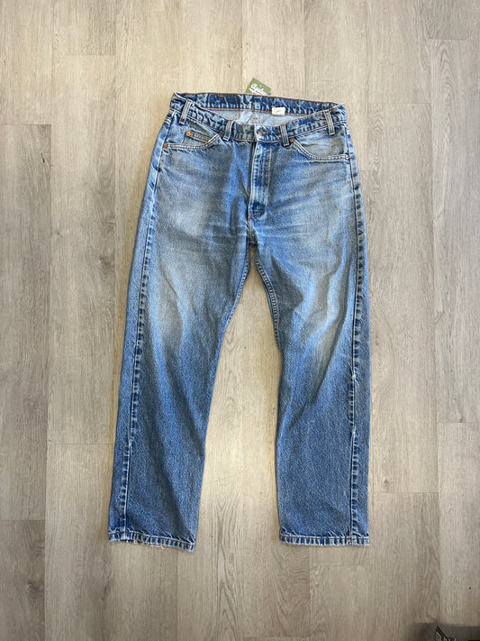 Vintage Levi’s 505 Straight Leg Jeans