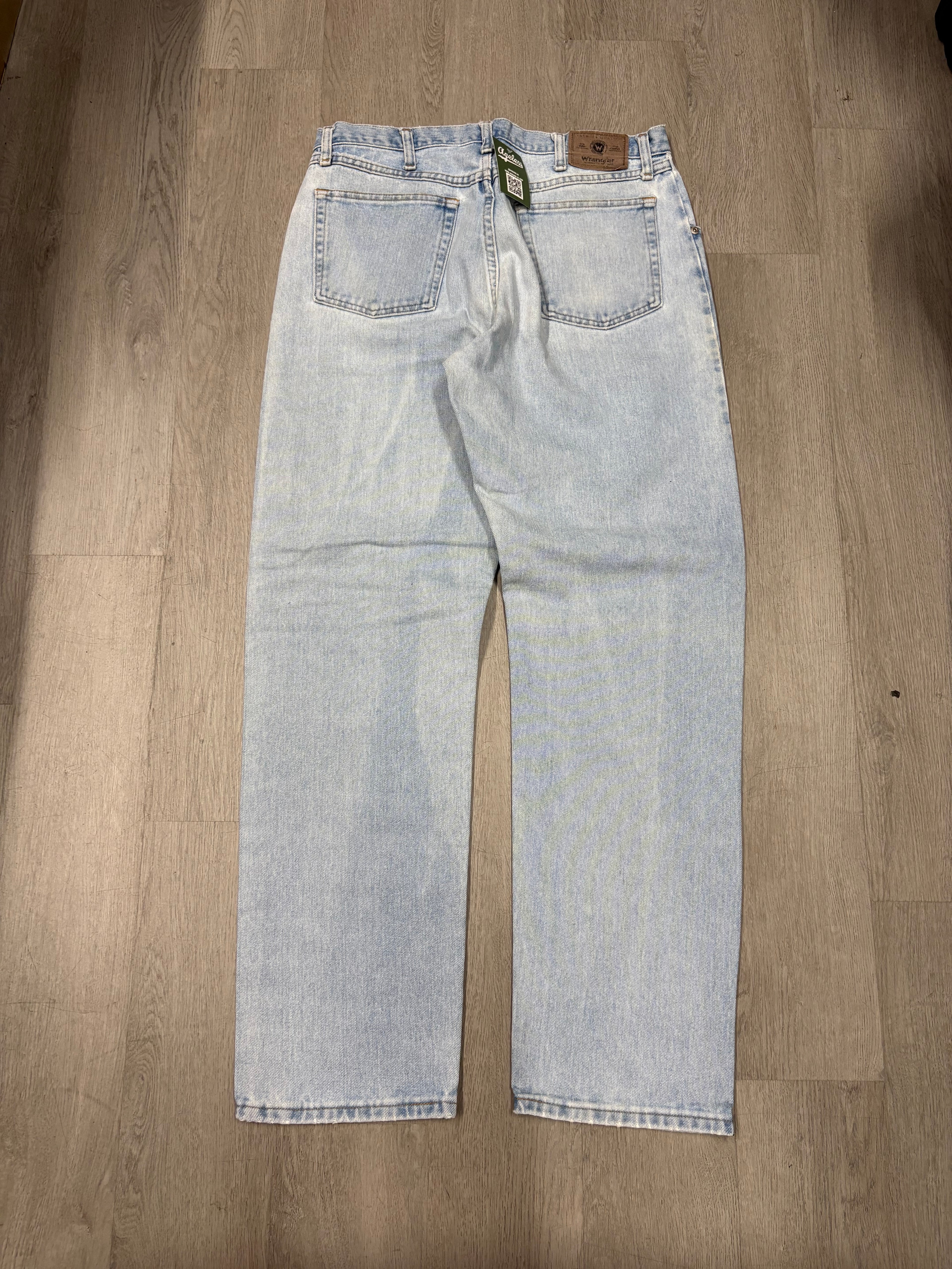 Vintage Wrangler Light Blue Wash Denim Jeans