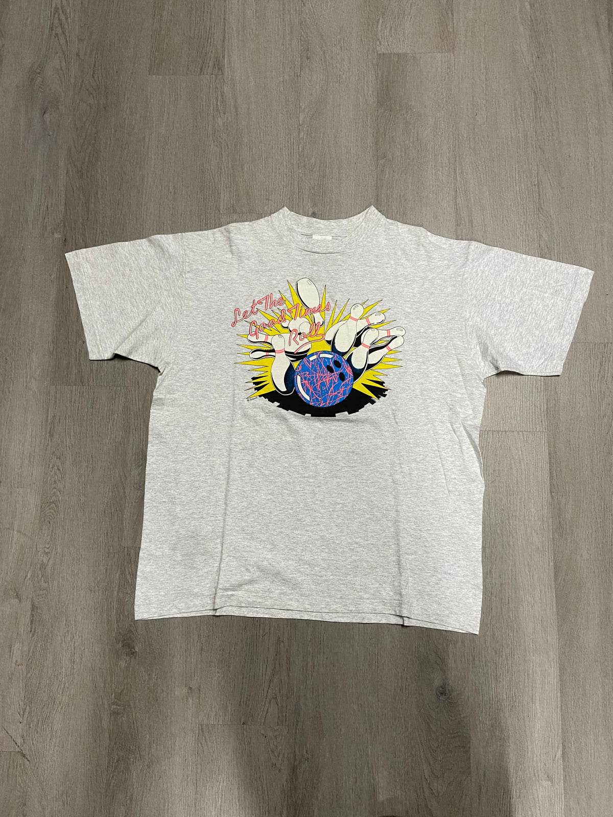 ‘Let The Good Times Roll’ Bowing Tee
