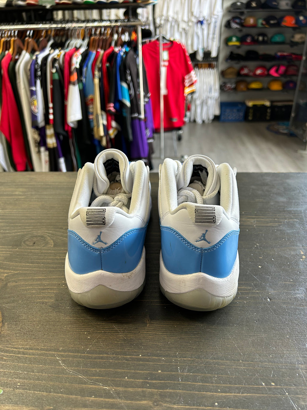 Pre-Owned Jordan 11 Retro Low University Blue (2017)
