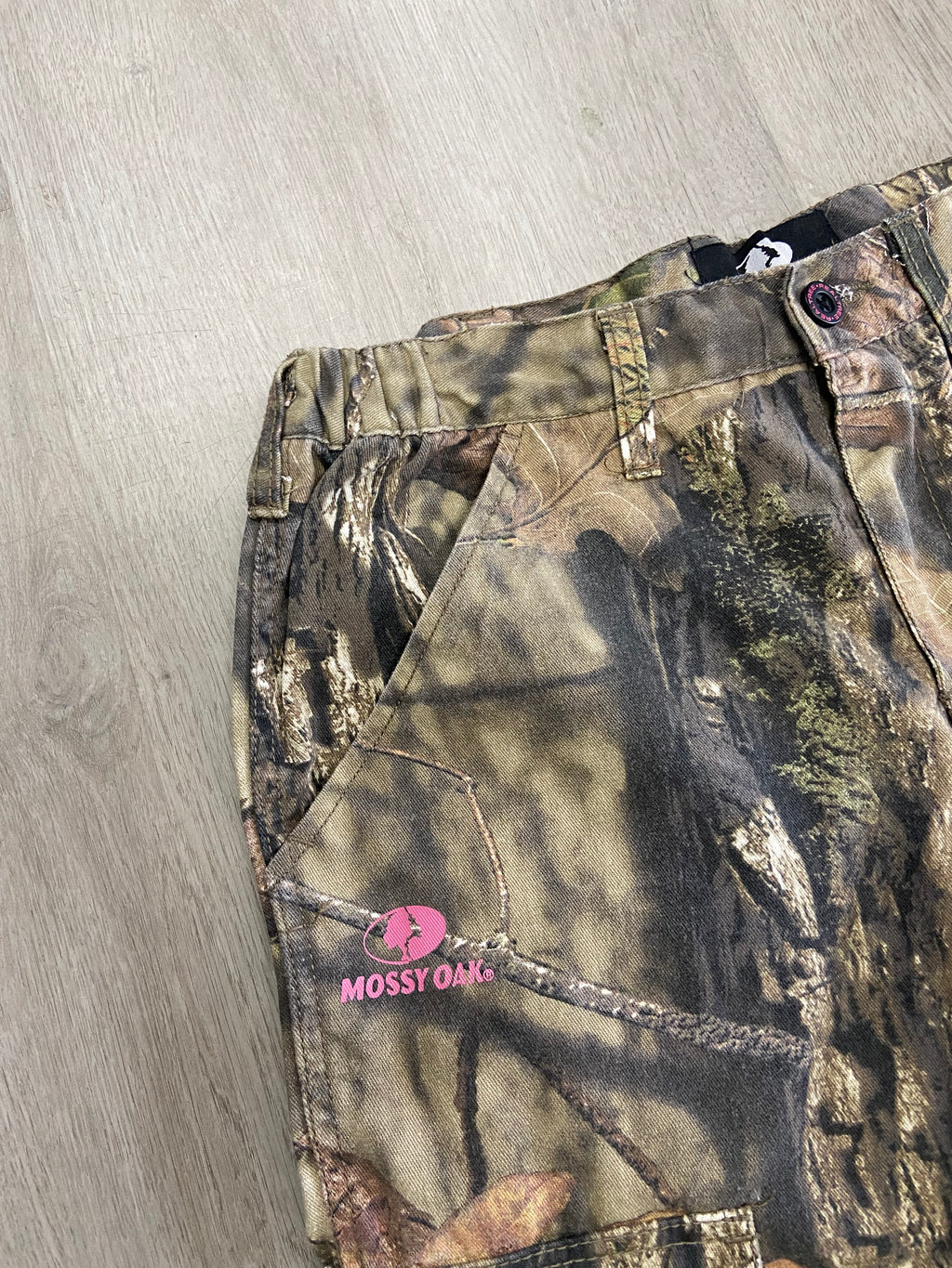 Mossy Oak Camo Elastic Waist Pink Logo Cargo Pants
