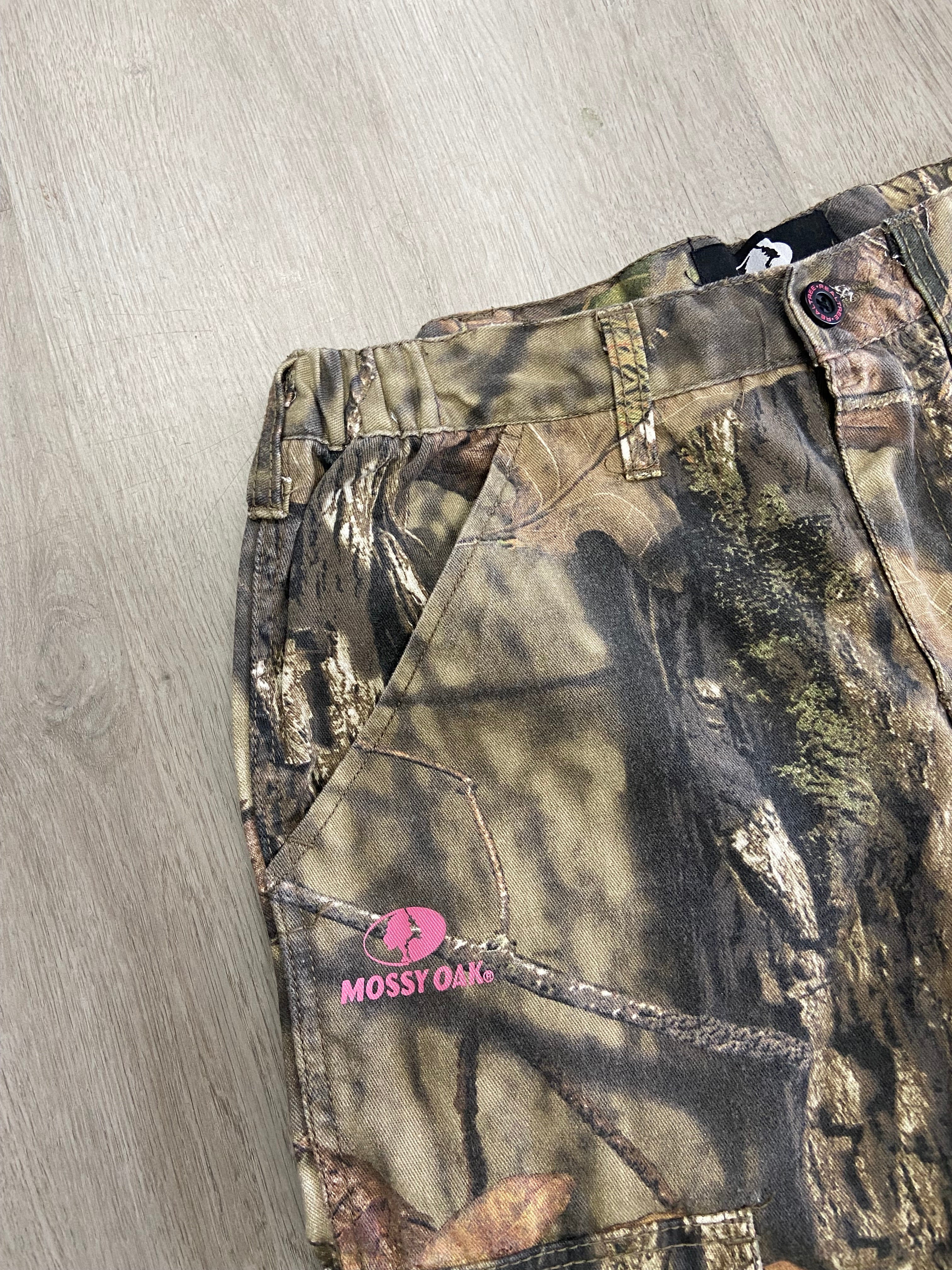 Mossy Oak Camo Elastic Waist Pink Logo Cargo Pants