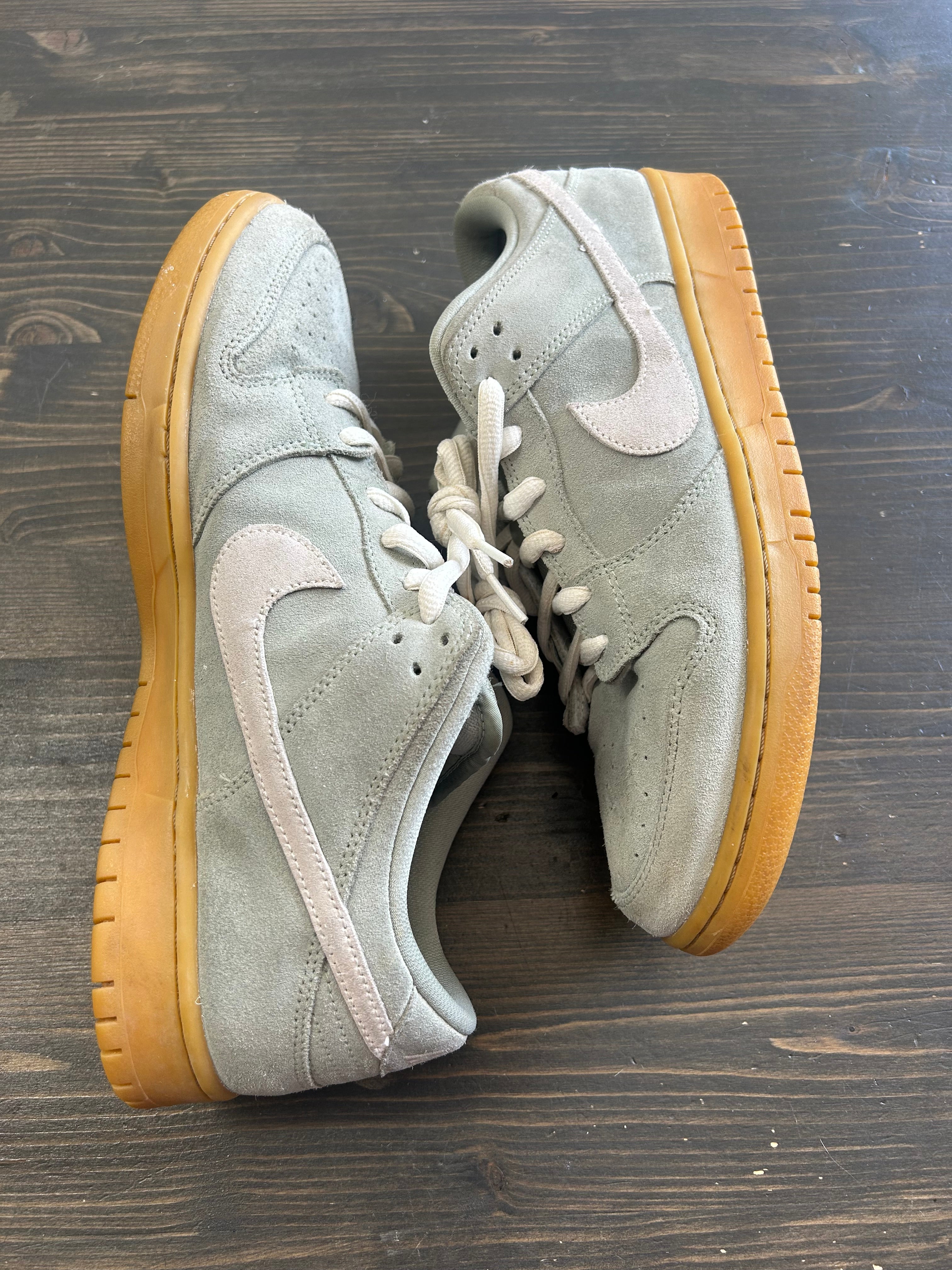 Pre-Owned Nike SB Dunk Low Island Green Gum