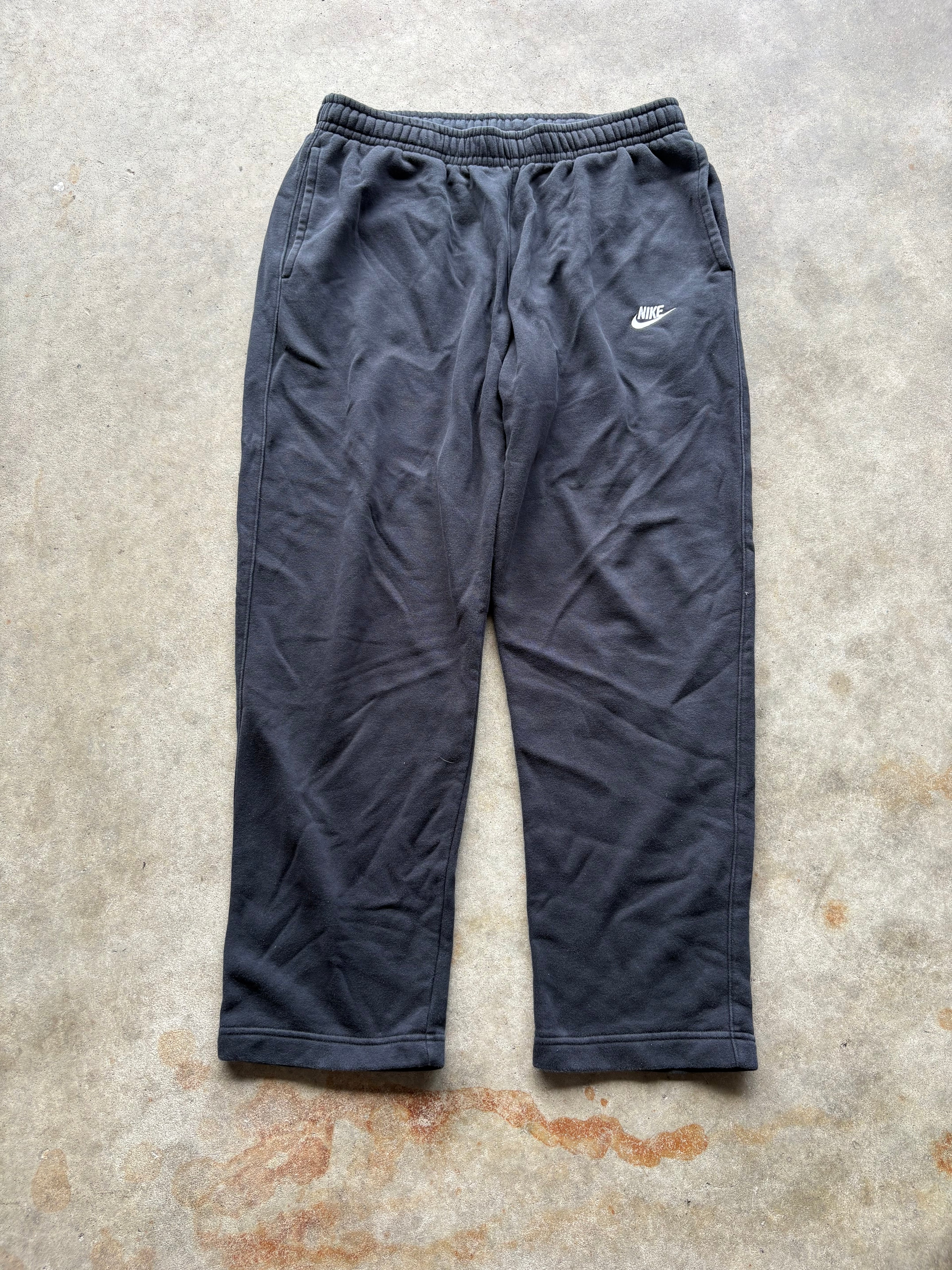 Y2K Black Nike Sweatpants