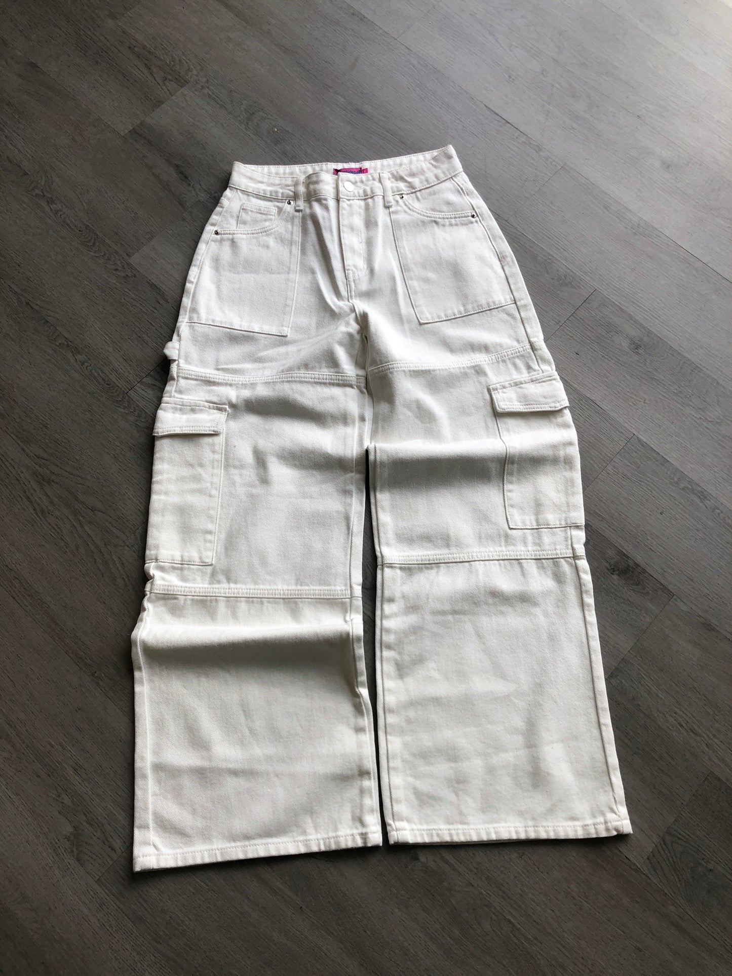 Women’s Edikted White Jeans