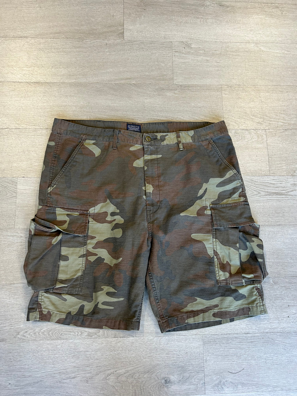 Levi’s Camo Cargo Shorts