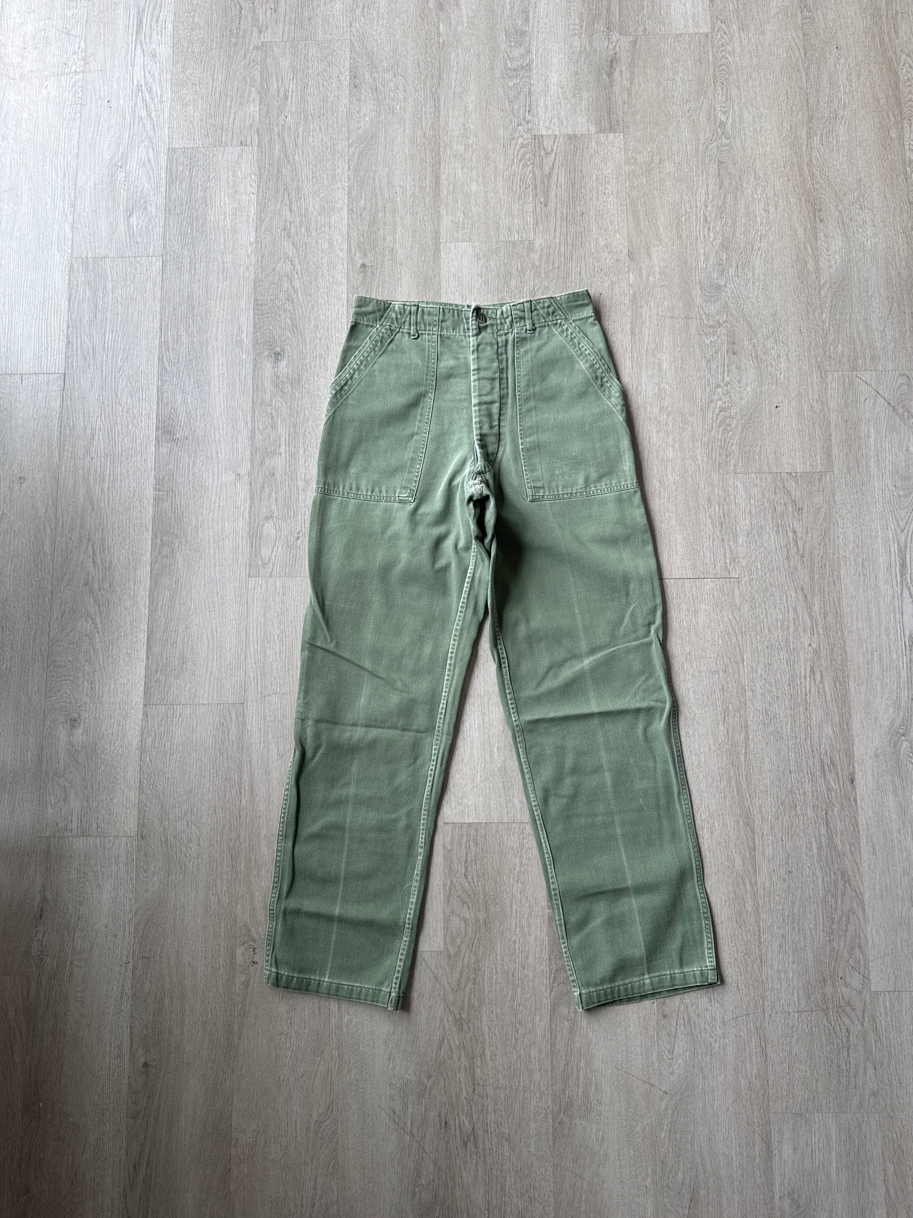 Vintage 70s Vietnam Era OG-107 Military Utility US Army Fatigue Olive Green Trousers