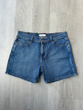 Vintage Women’s Levi’s 515 Denim Shorts