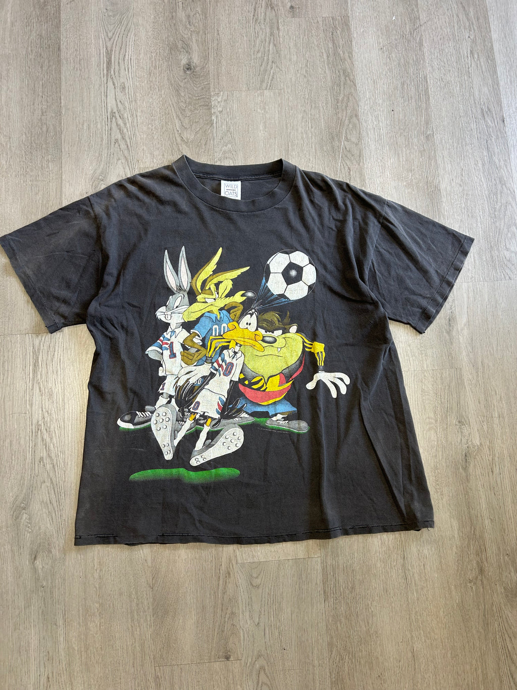 Vintage 90s Looney Tunes Soccer Tee