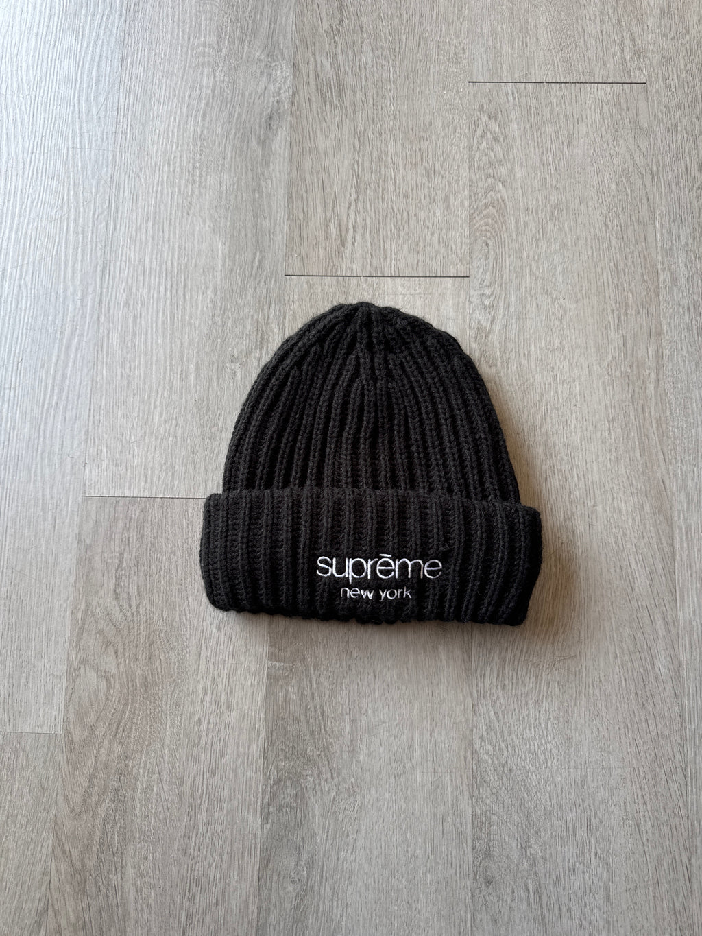 Supreme Classic Logo Chunky Ribbed Black Beanie