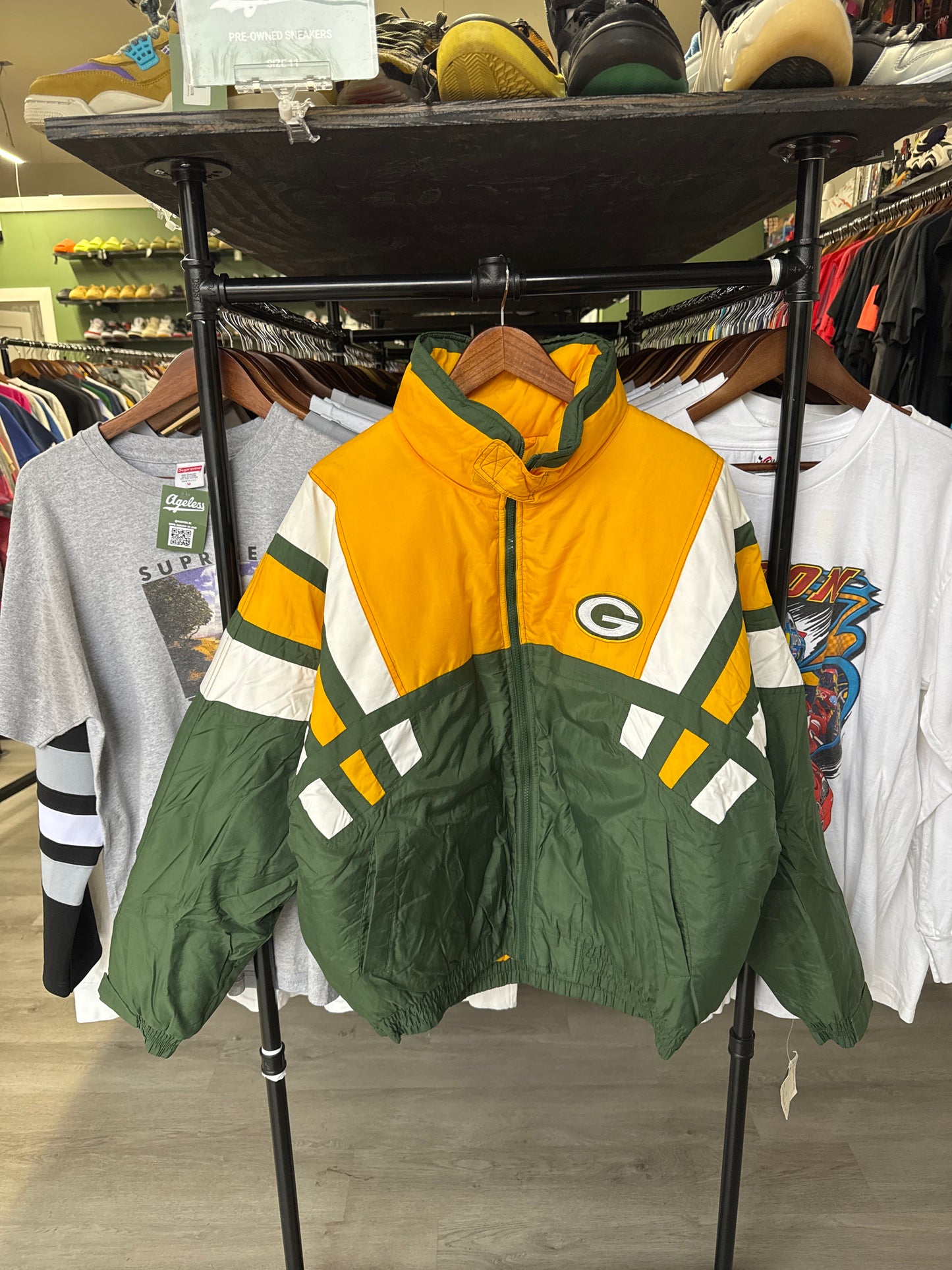 Vintage 90s Gameday Green Bay Packers Puffer Jacket