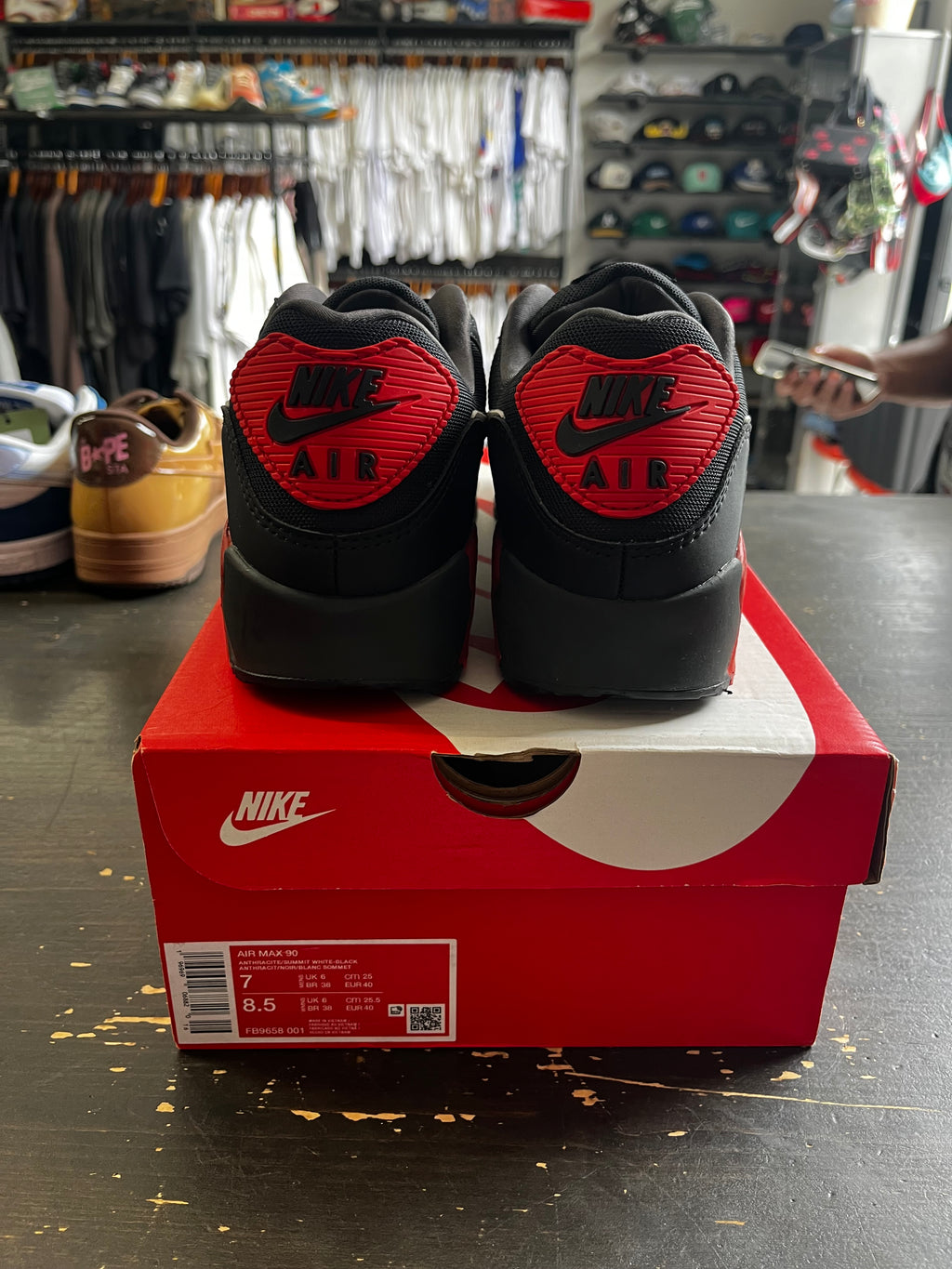 Pre-Owned Nike Air Max 90 Anthracite Mystic Red