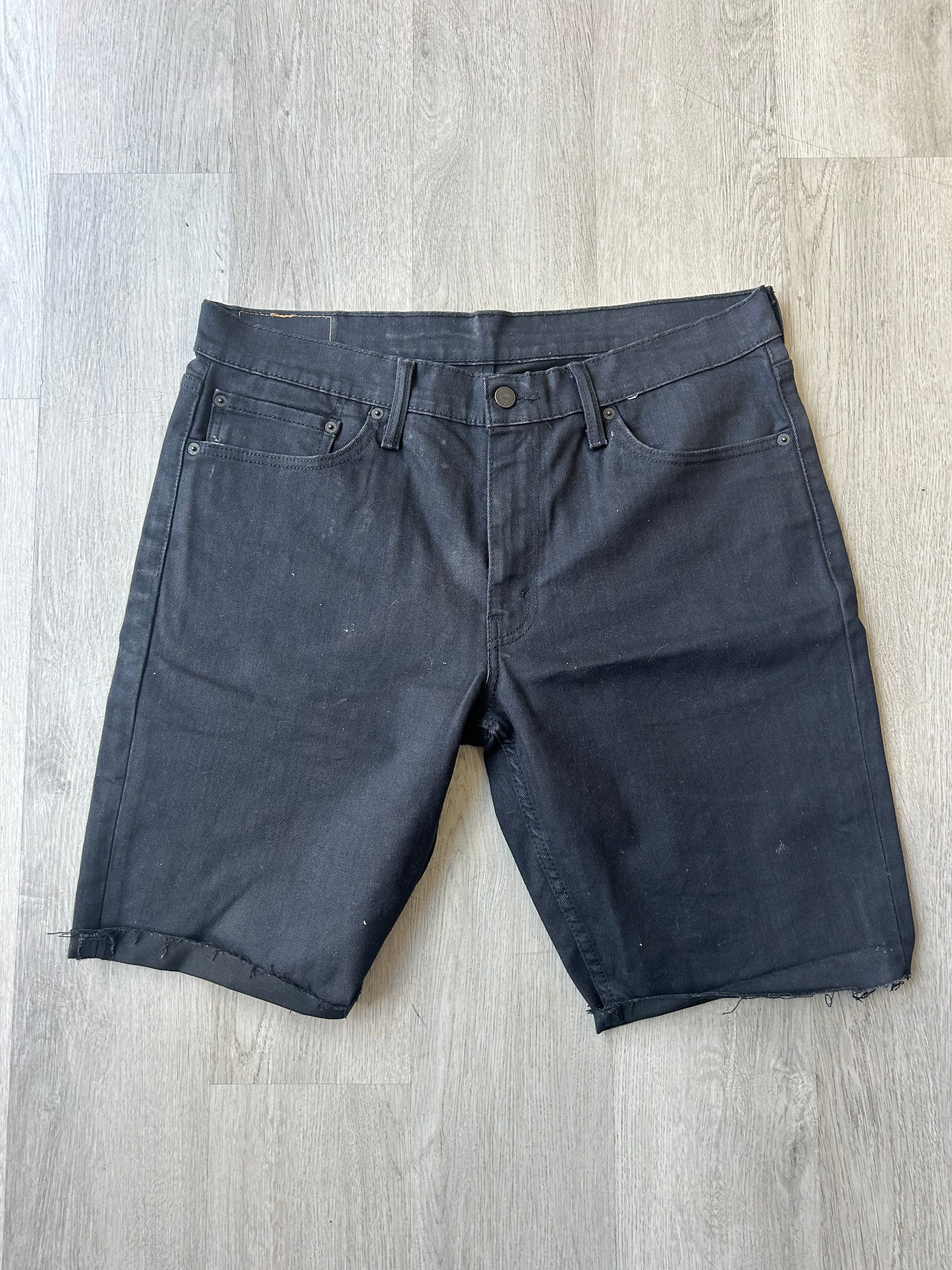 Vintage Black Levi’s 511 Shorts