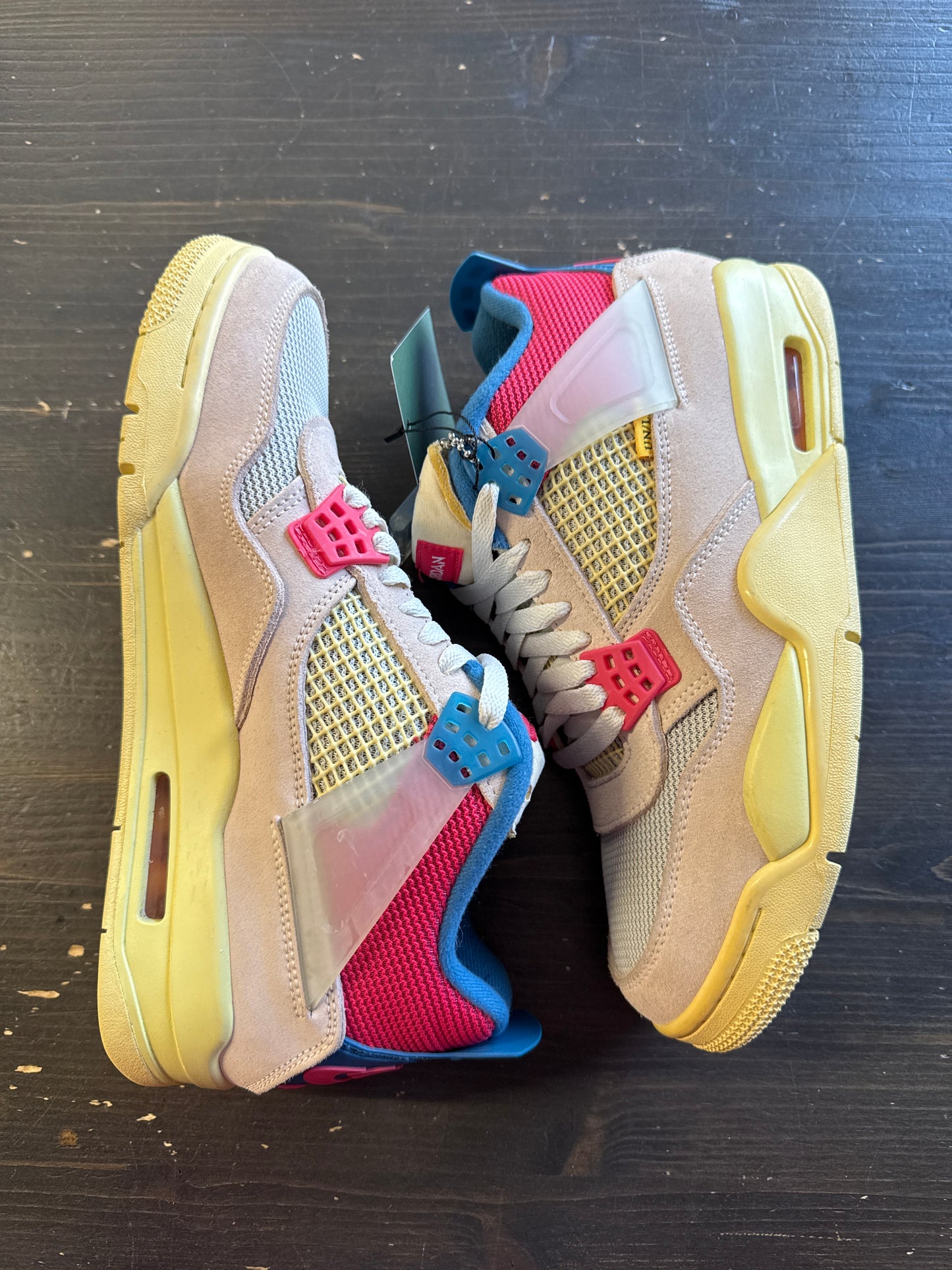 Pre-owed Jordan Retro 4 Union Guava Ice
