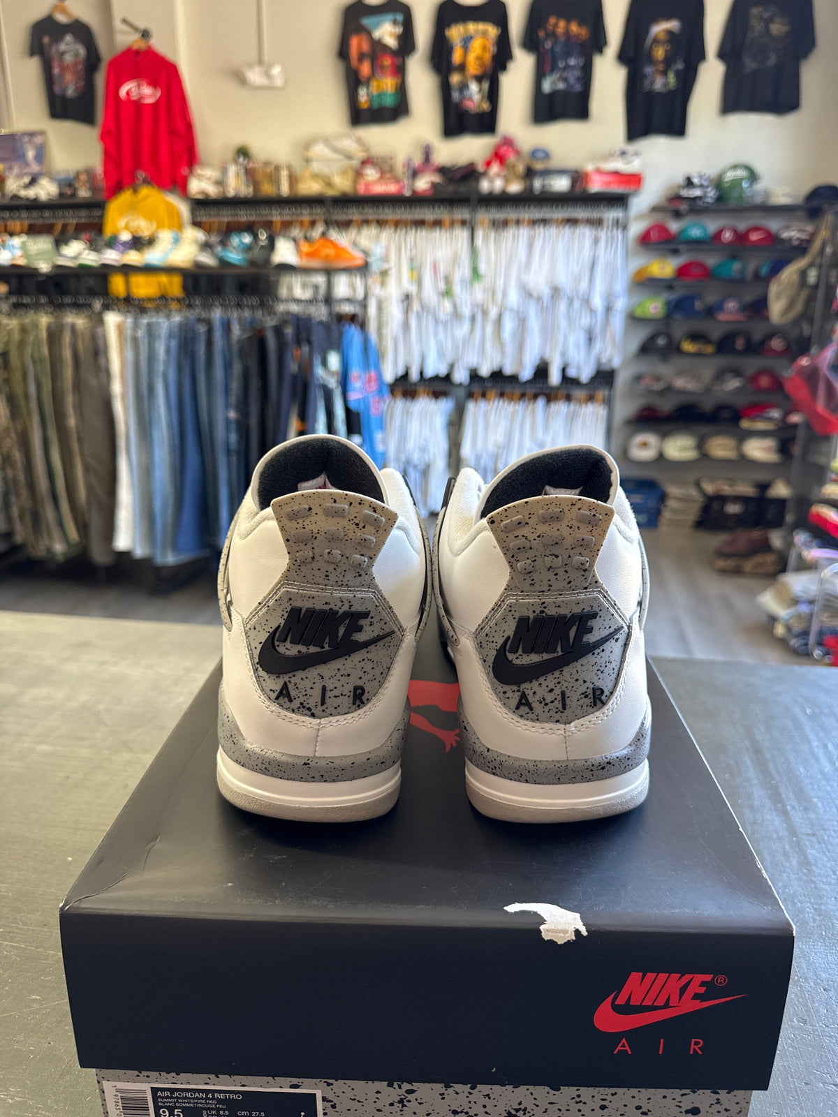 Pre-owned Jordan Retro 4 White Cement (2025)