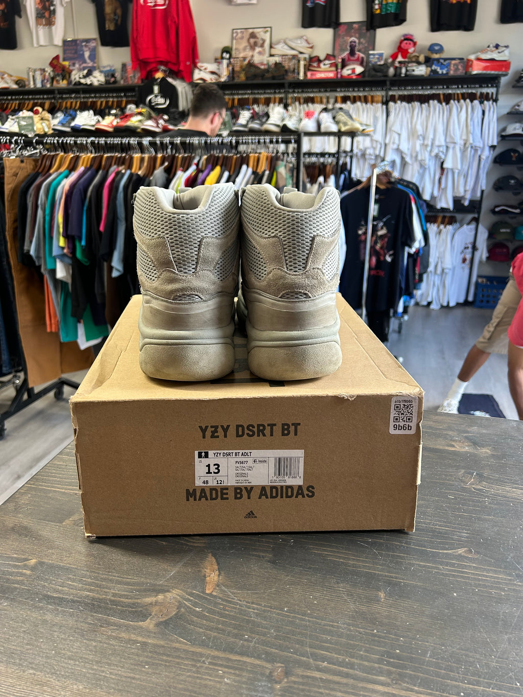 Pre-Owned Adidas Yeezy Desert Boots Salt