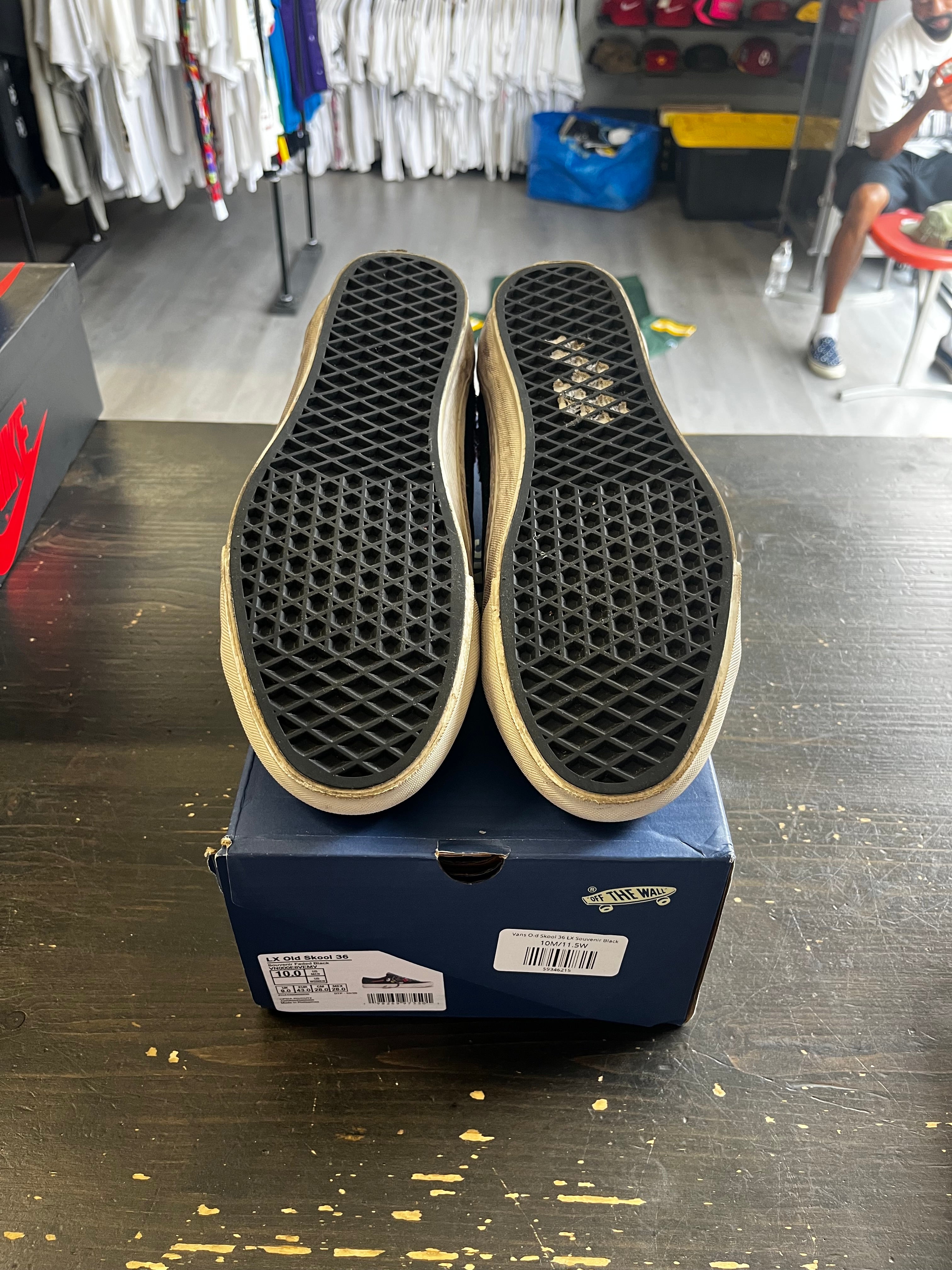 Pre-Owned Vans Old Skool 36 LX Souvenir Black