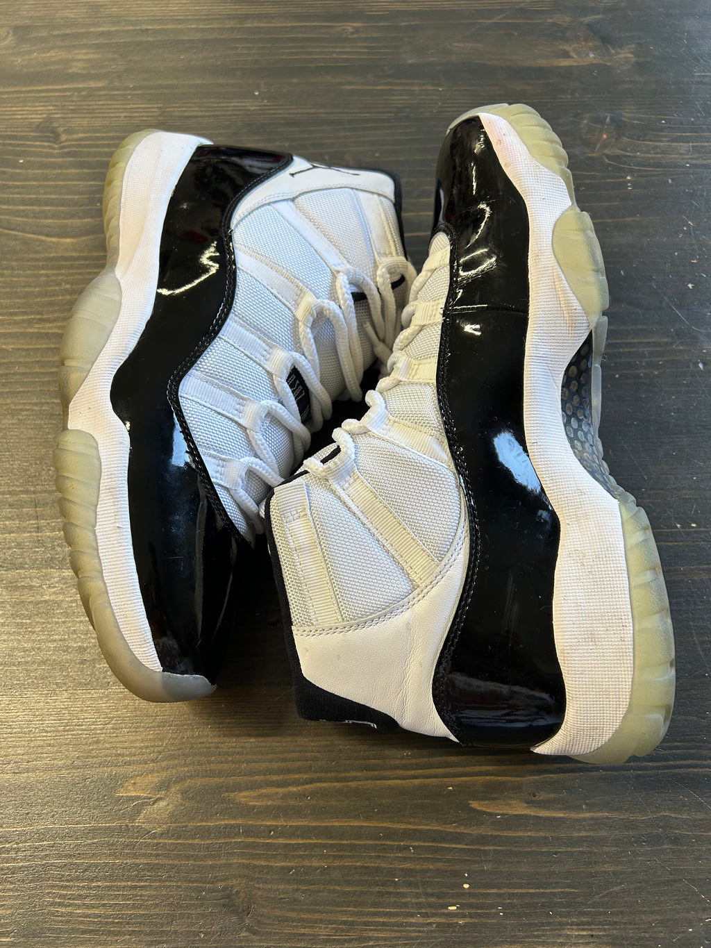 Pre-Owned Jordan 11 Retro Concord (2018)