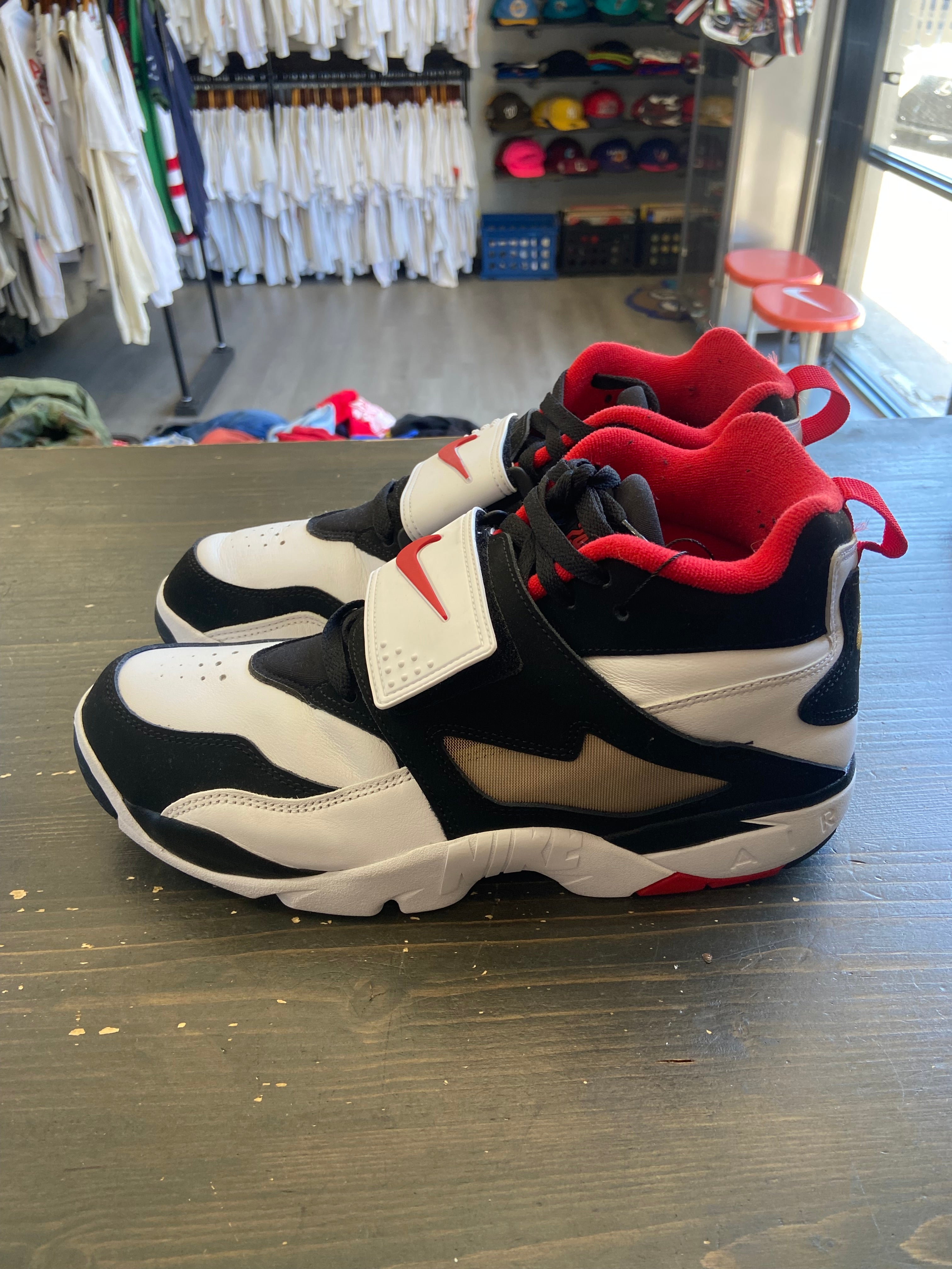 Pre-Owned Nike Air Diamond Turf 49ers (2025)