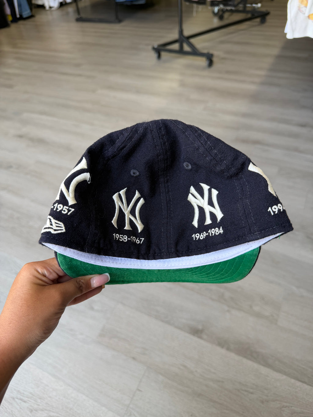 New Era Yankees Logo Navy Fitted Hat