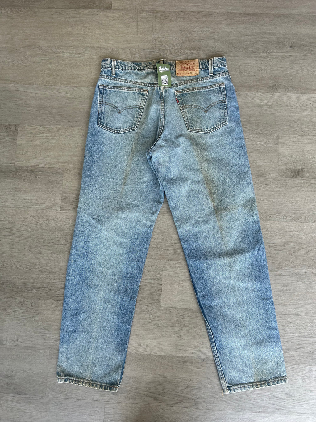 Vintage Levi’s 555 Relaxed Fit Jeans