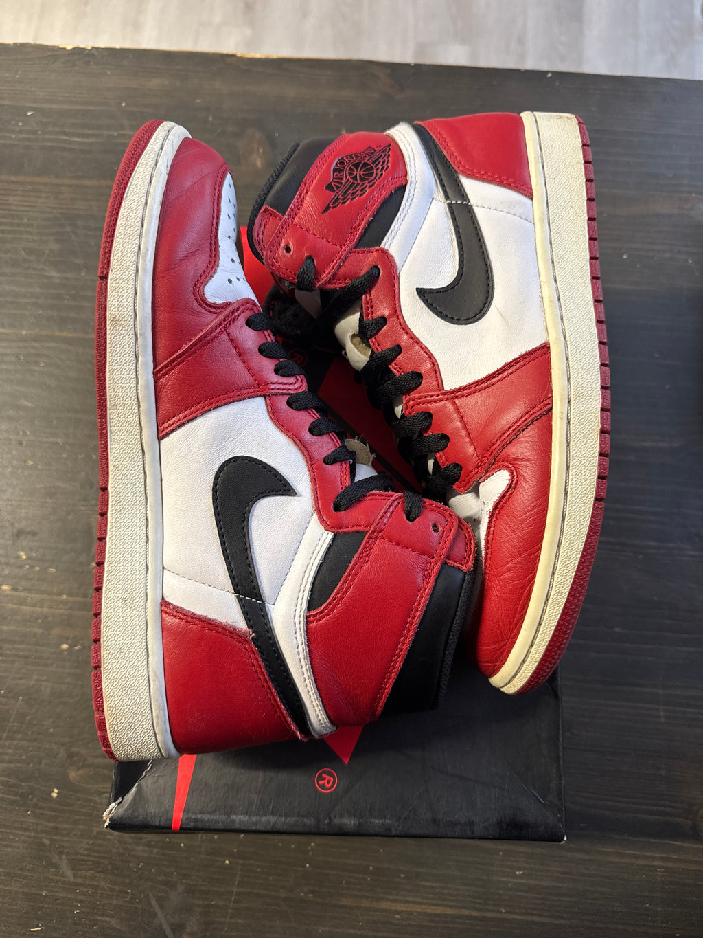 Pre-owned Jordan Retro 1 Chicago 2015