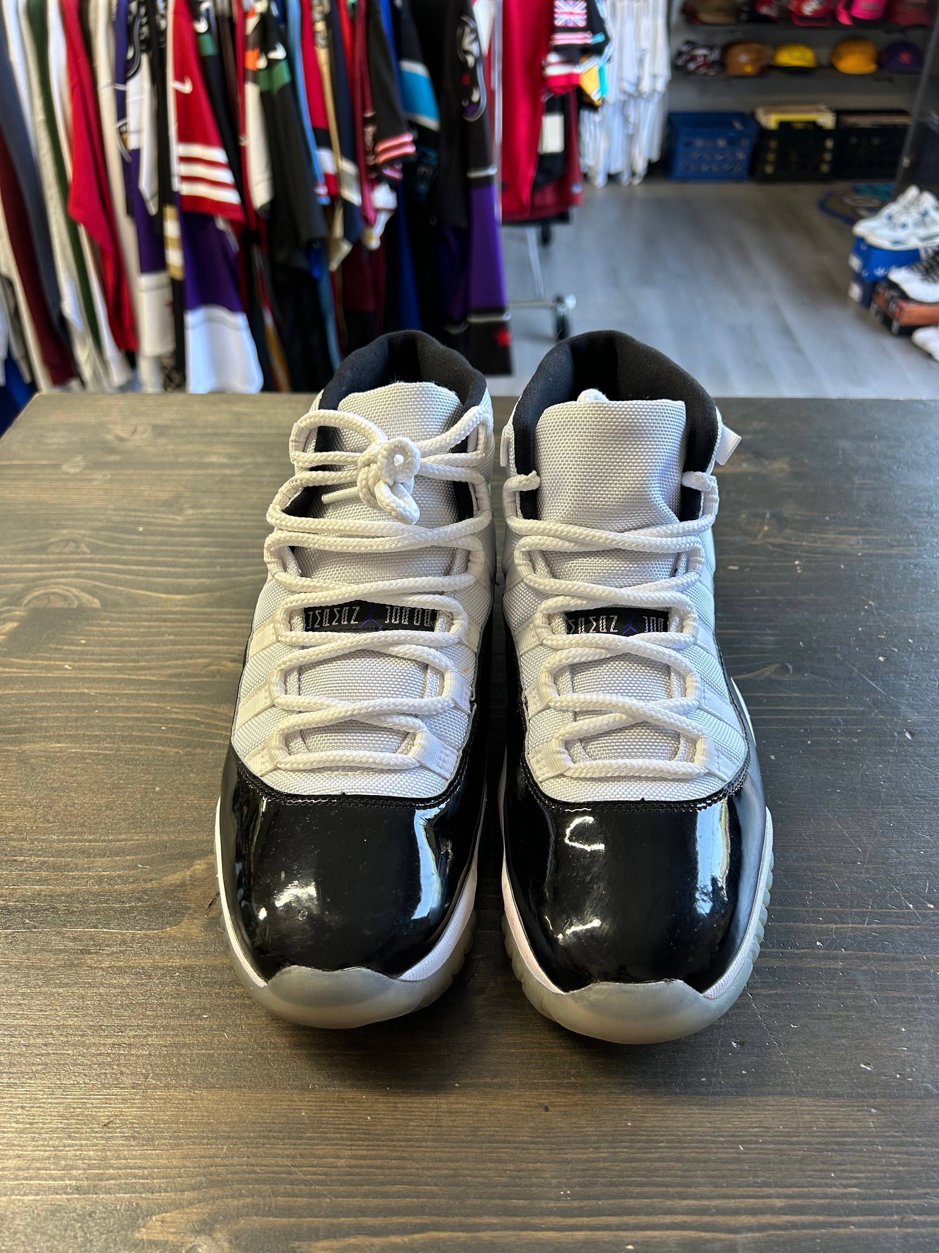 Pre-Owned Jordan 11 Retro Concord (2018)