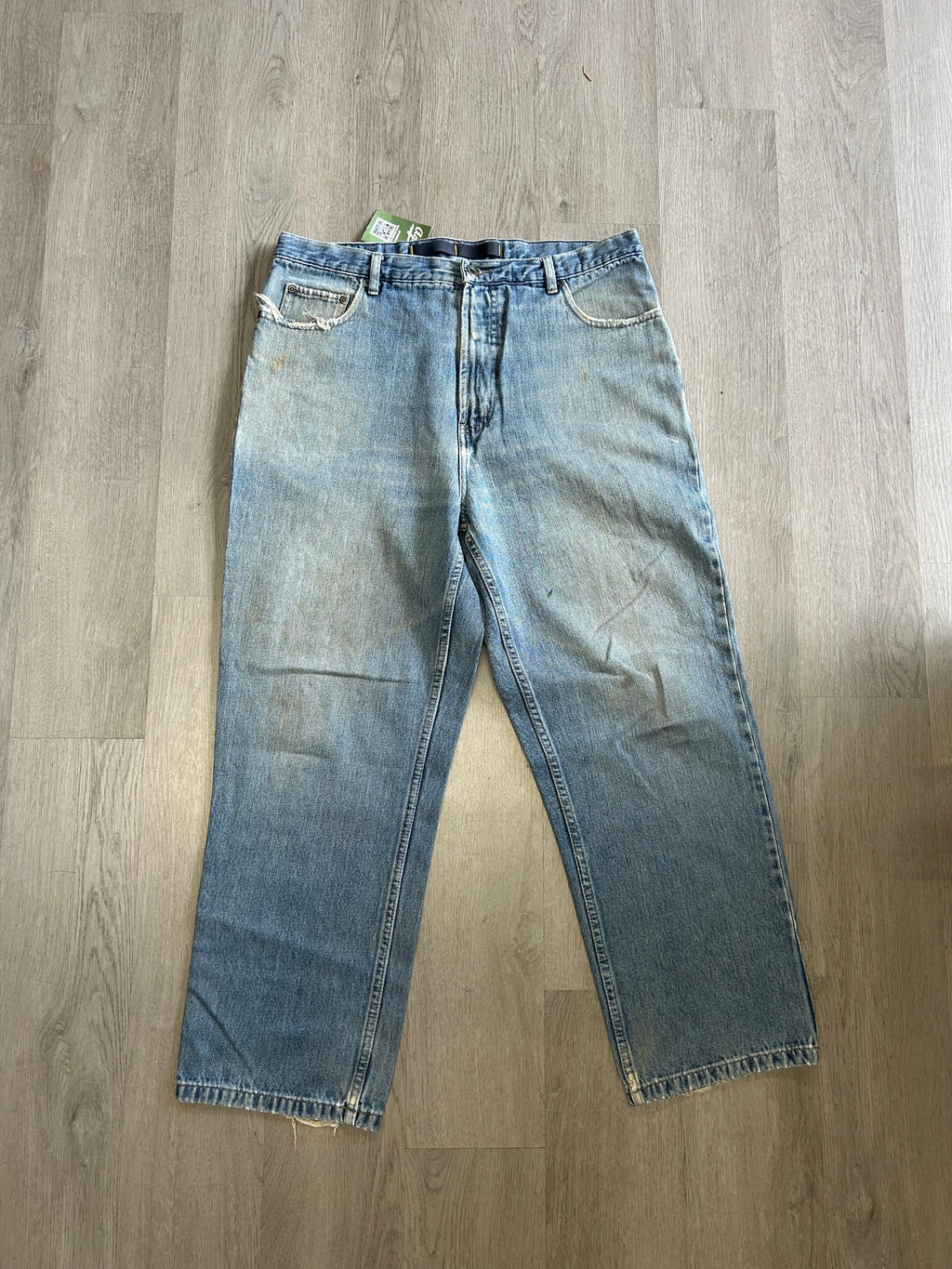Nautica Relaxed Fit Medium Wash Jeans