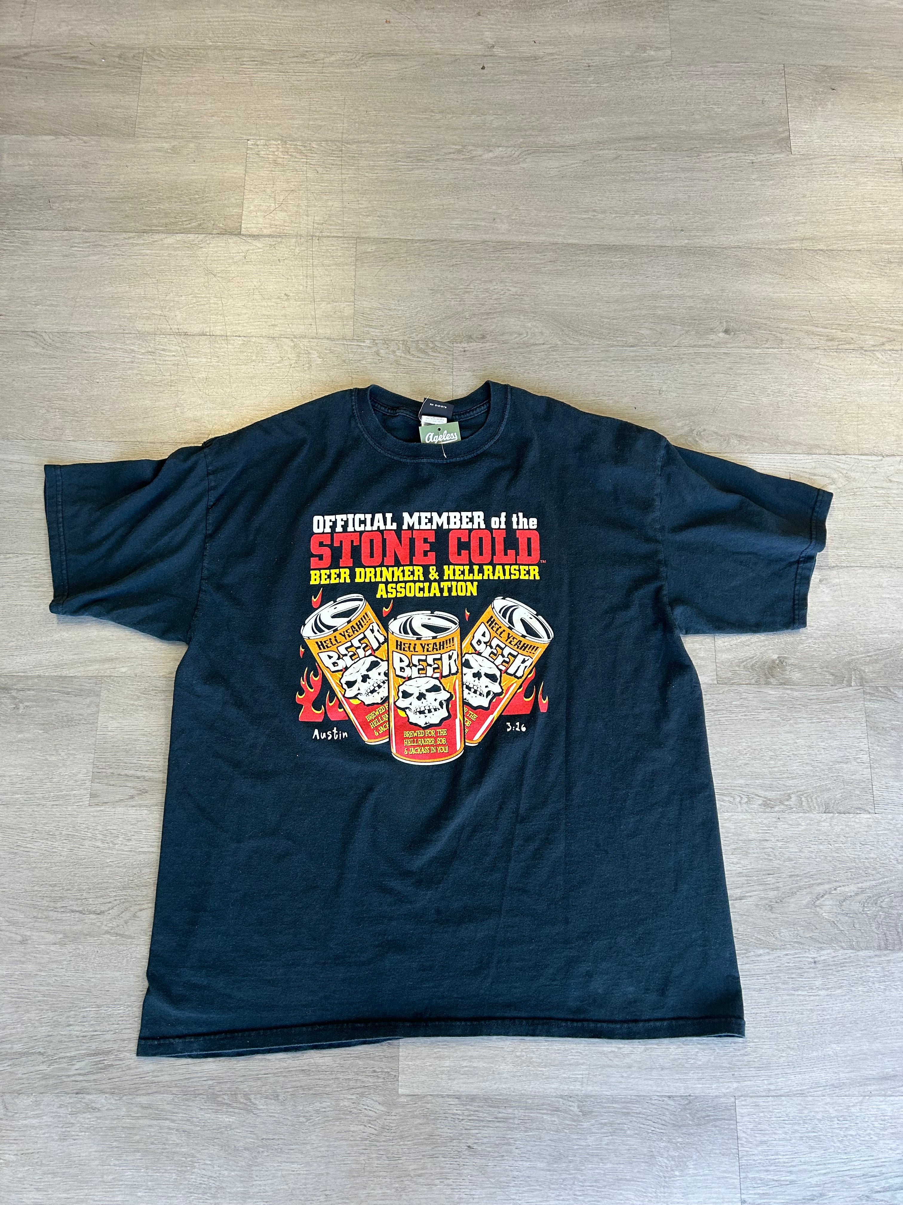 Vintage 2000 WWF "Stone Cold" Steve Austin Beer Drinker & Hellraiser Association Tee