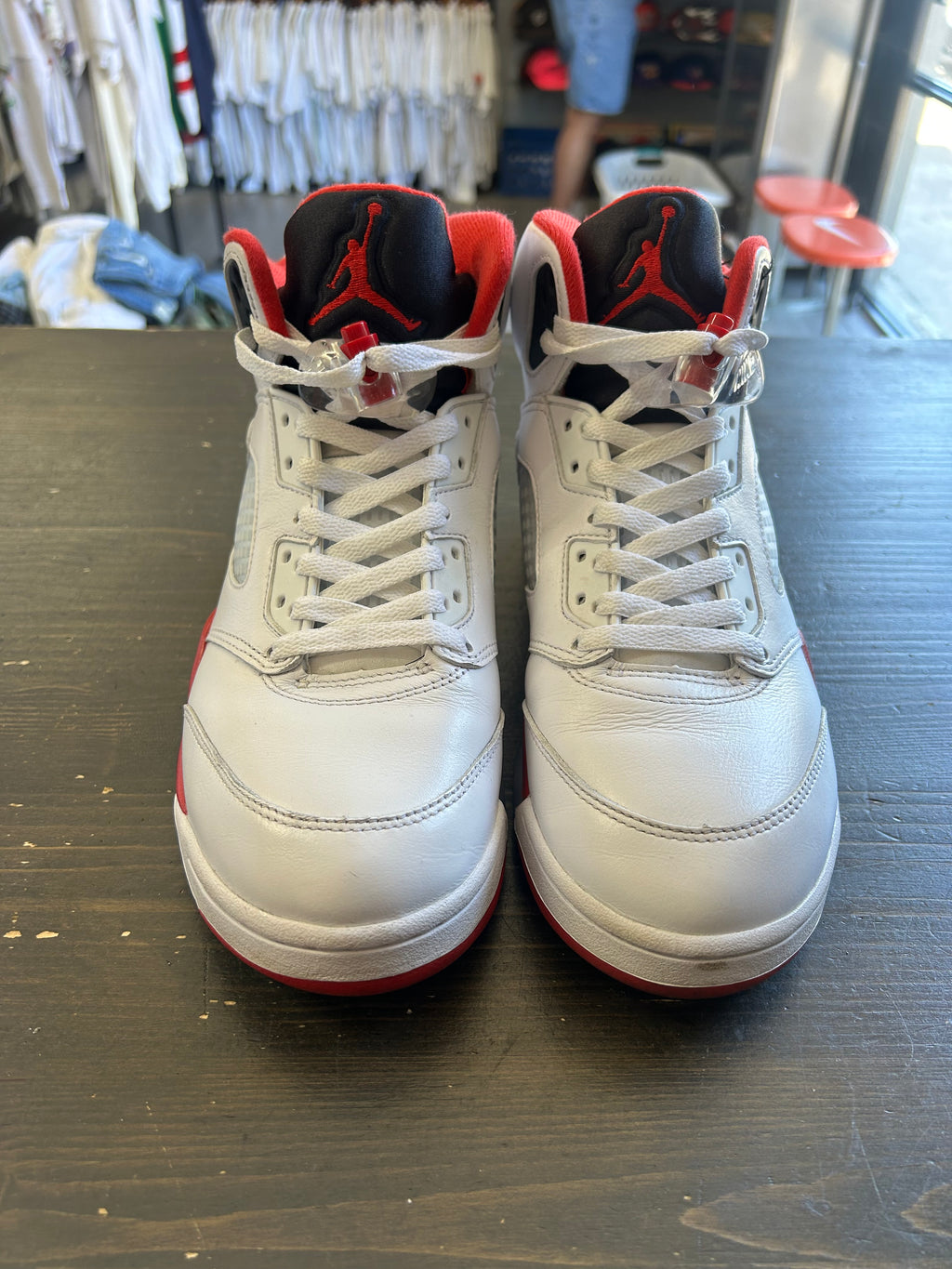 Pre-Owned Jordan Retro 5 Fire Red Black Tongue (2025)