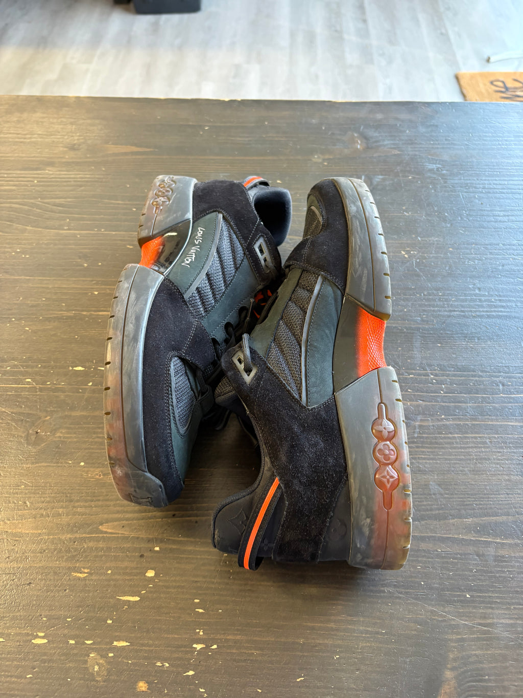 Pre-Owned Louis Vuitton x Lucien Clark A View Black