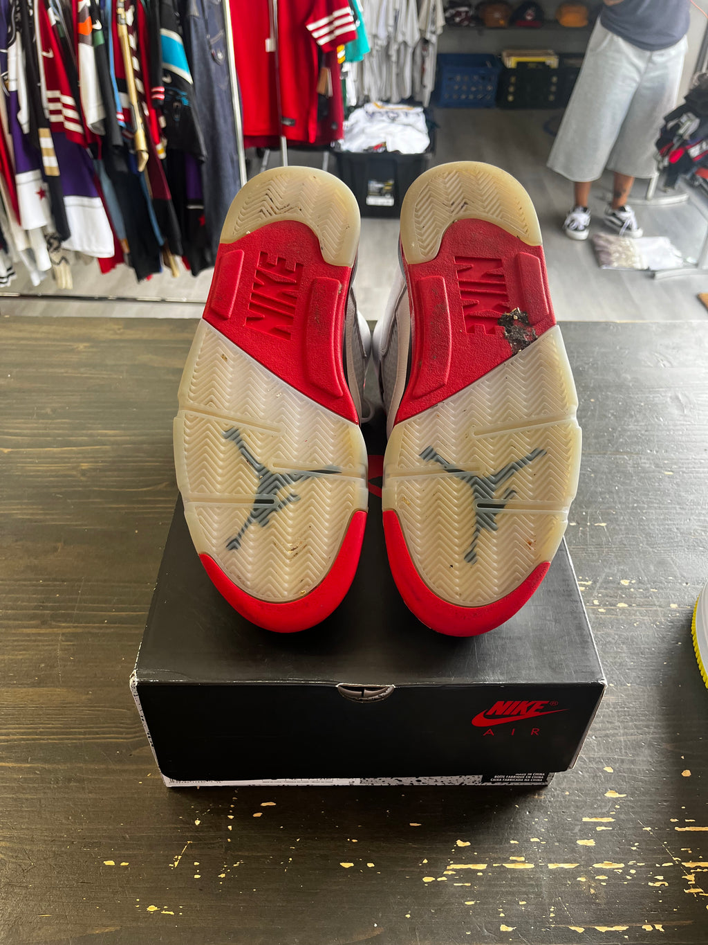 Pre-Owned Jordan 5 Retro Fire Red Black Tongue