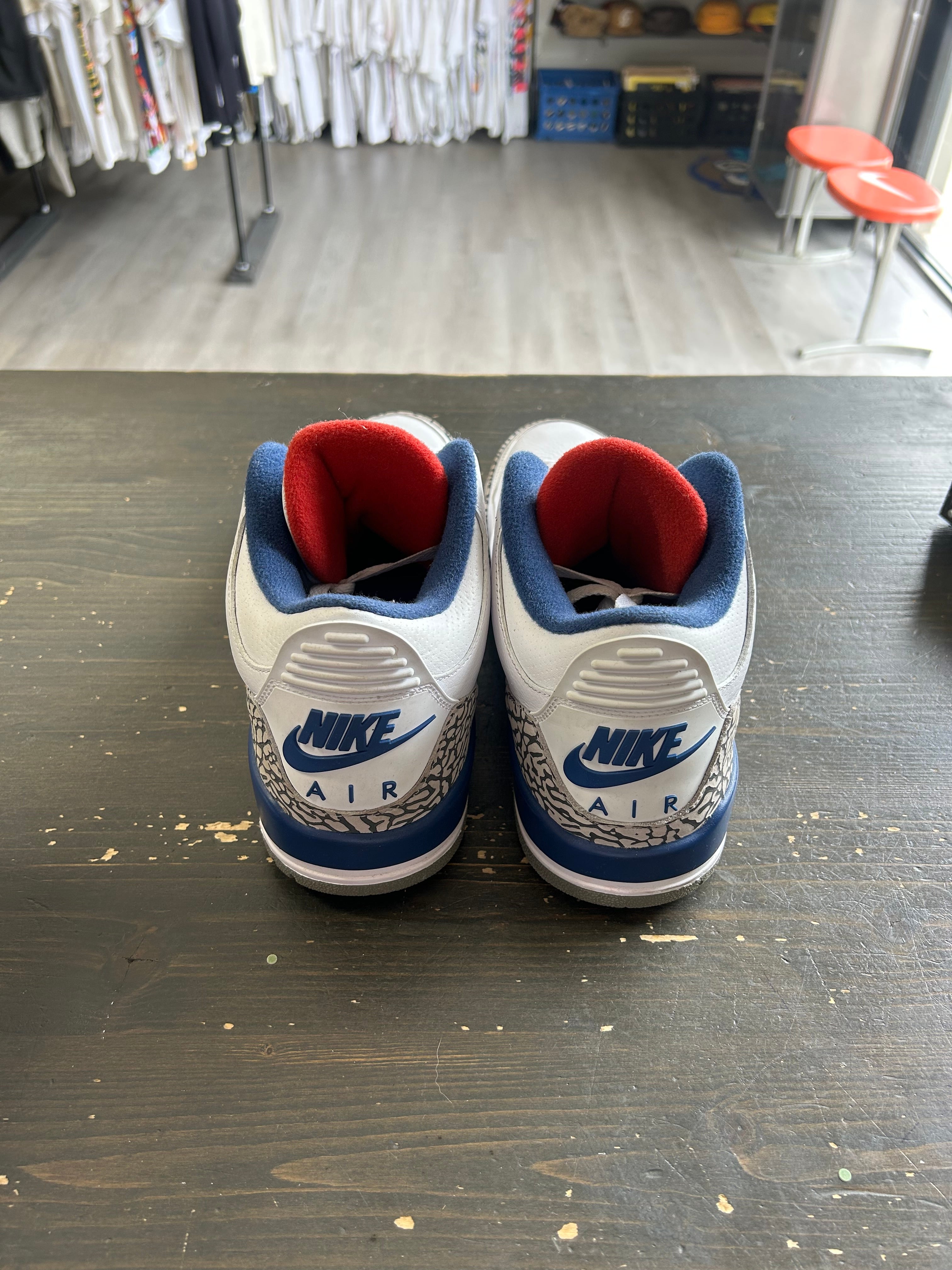 Pre-Owned Jordan 3 Retro True Blue (2016)