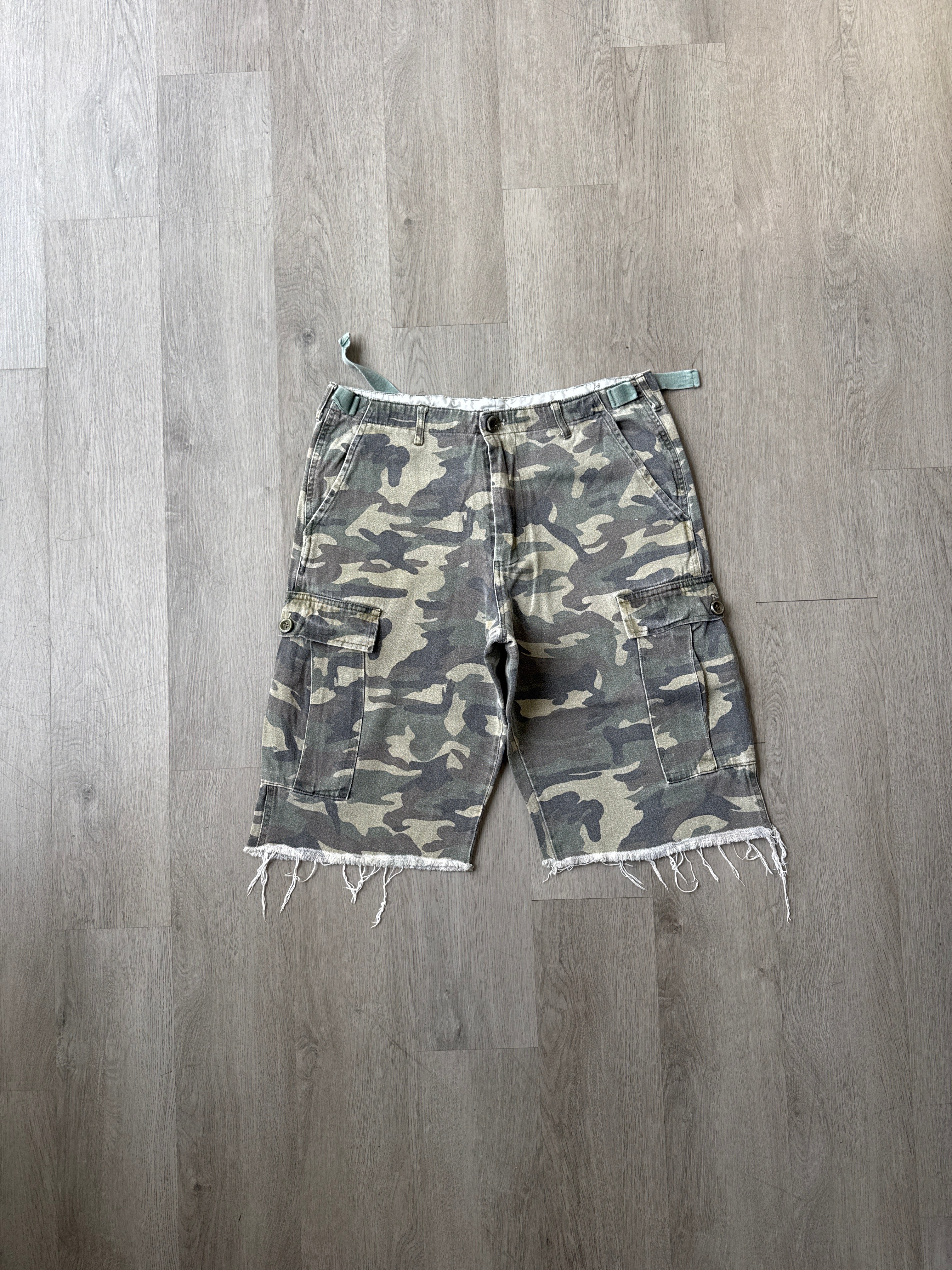 Vintage Distressed Camo Cargo Short