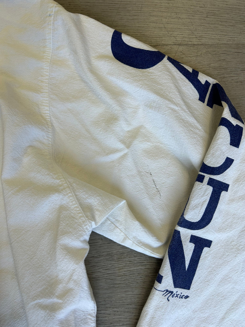 Vintage Tommy Hilfiger Cancun Mexico Lightweight Zip-Up