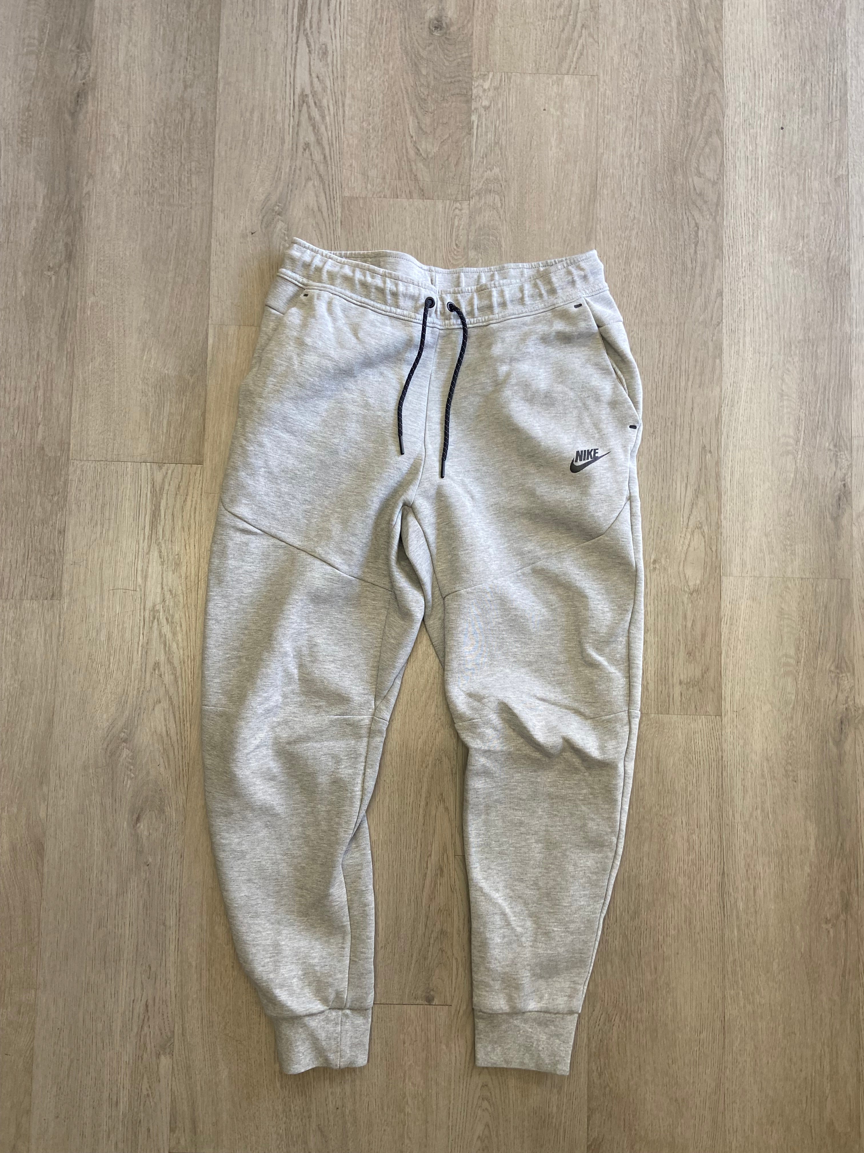 Nike Sportswear Tech Fleece Heather Grey Joggers