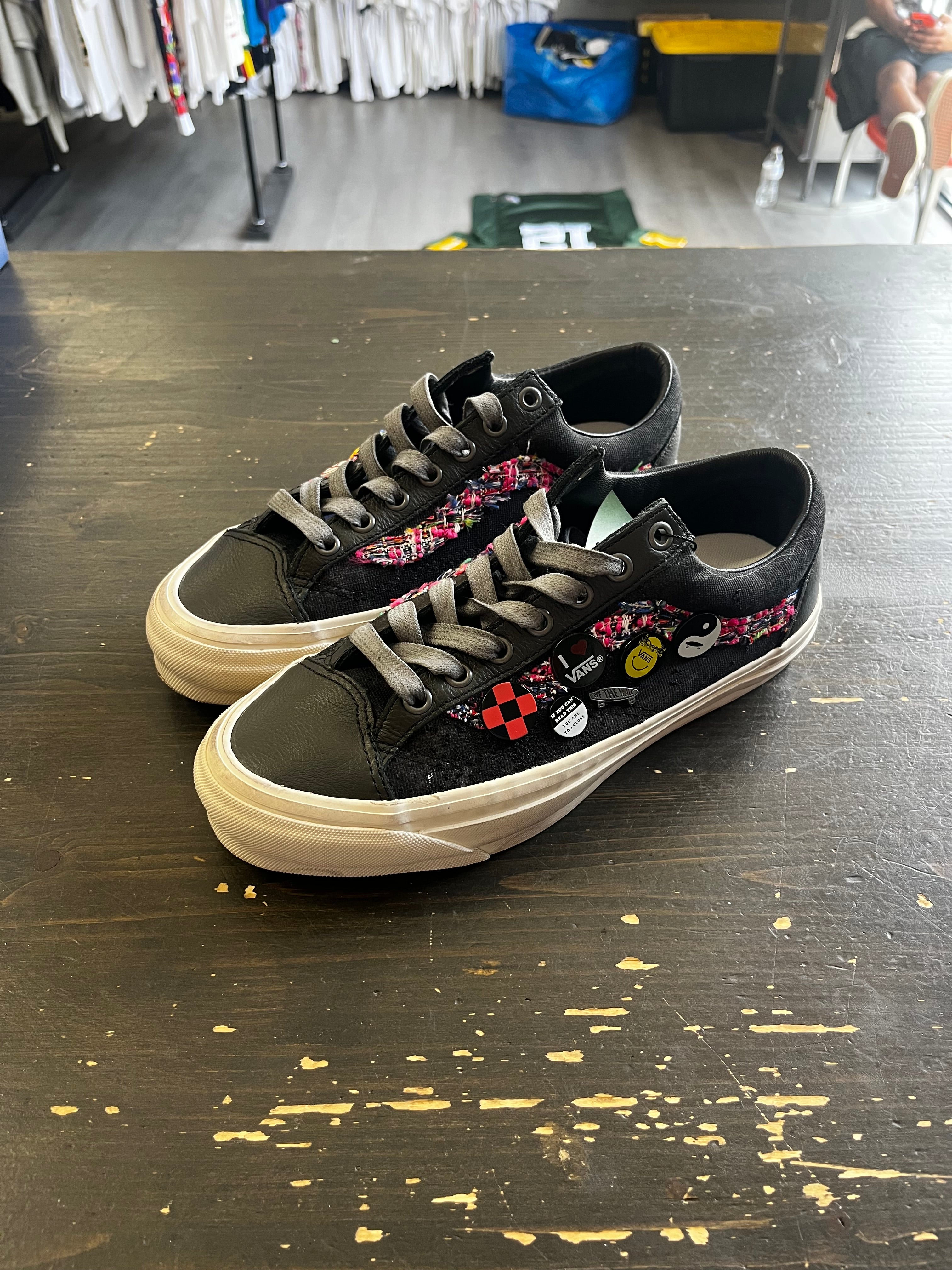 Pre-Owned Vans Old Skool 36 LX Souvenir Black