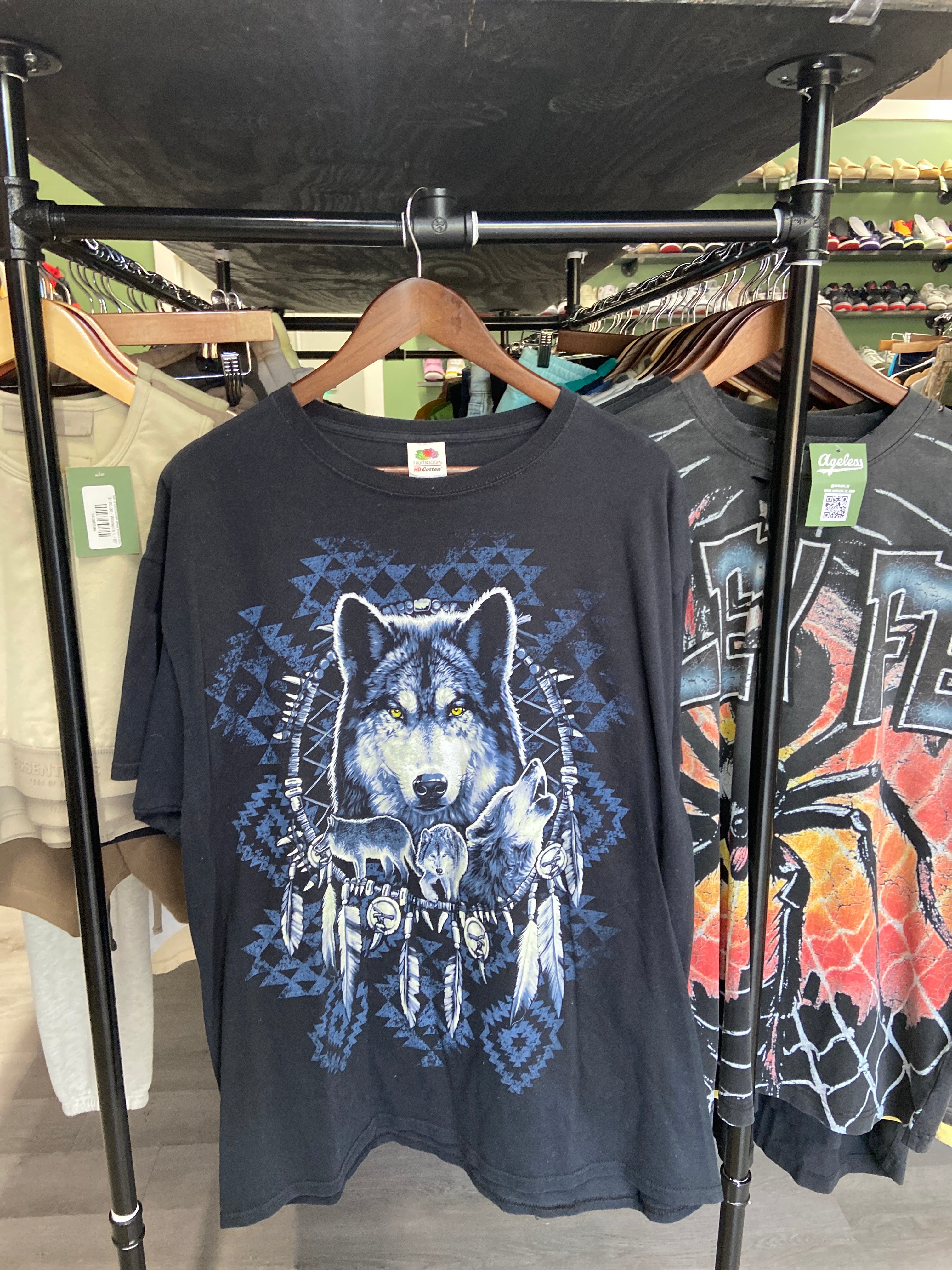 Vintage Wolf Pack Tee