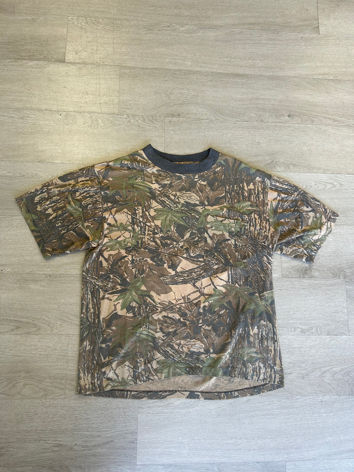 Vintage RealTree Camo Tee