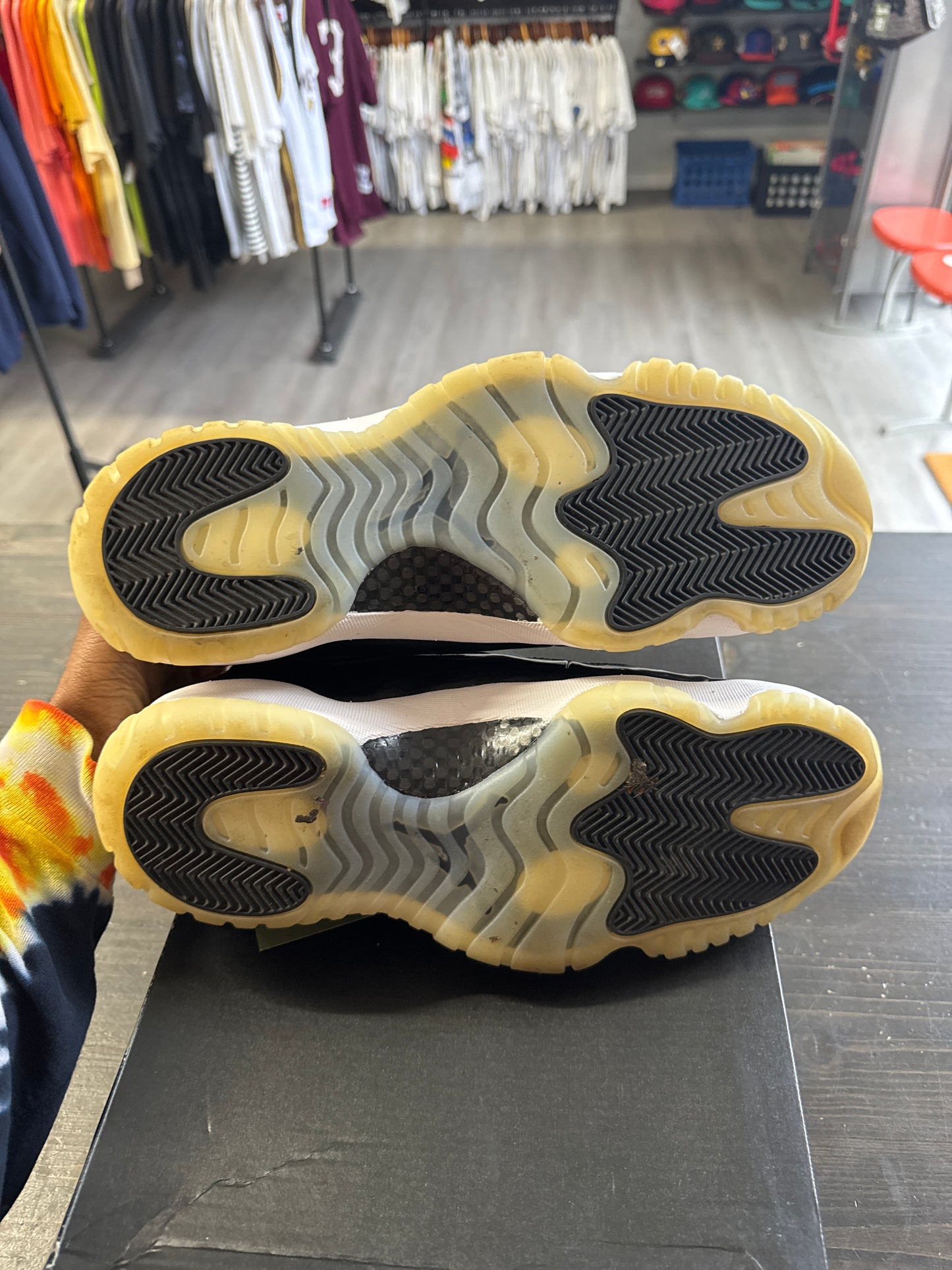 Pre-owned Jordan Retro 11 Low Barons