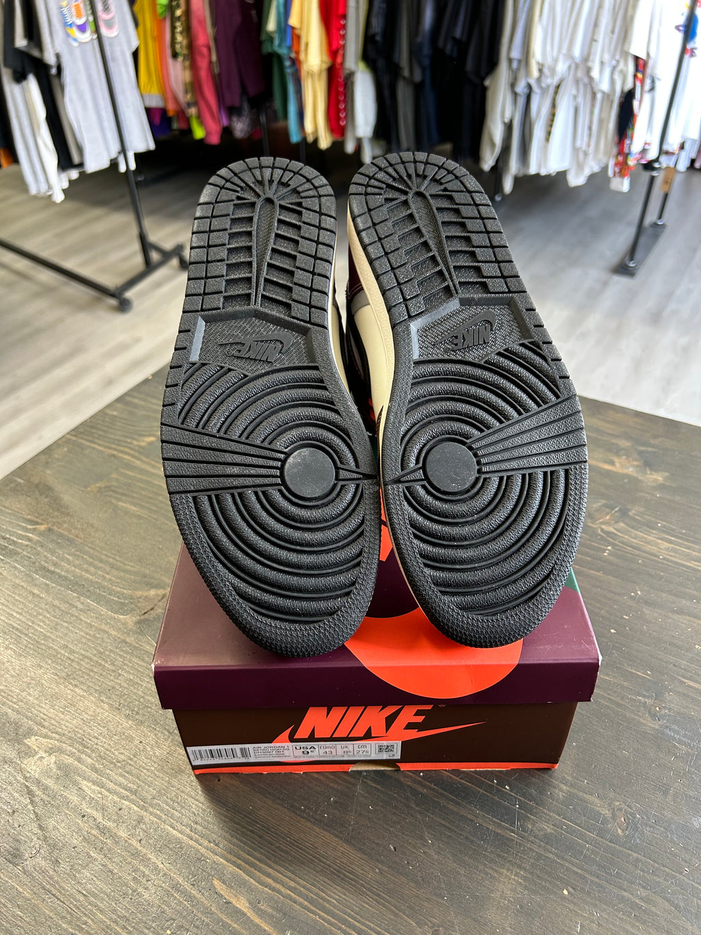 Pre-Owned Jordan 1 Retro High OG Hand Crafted